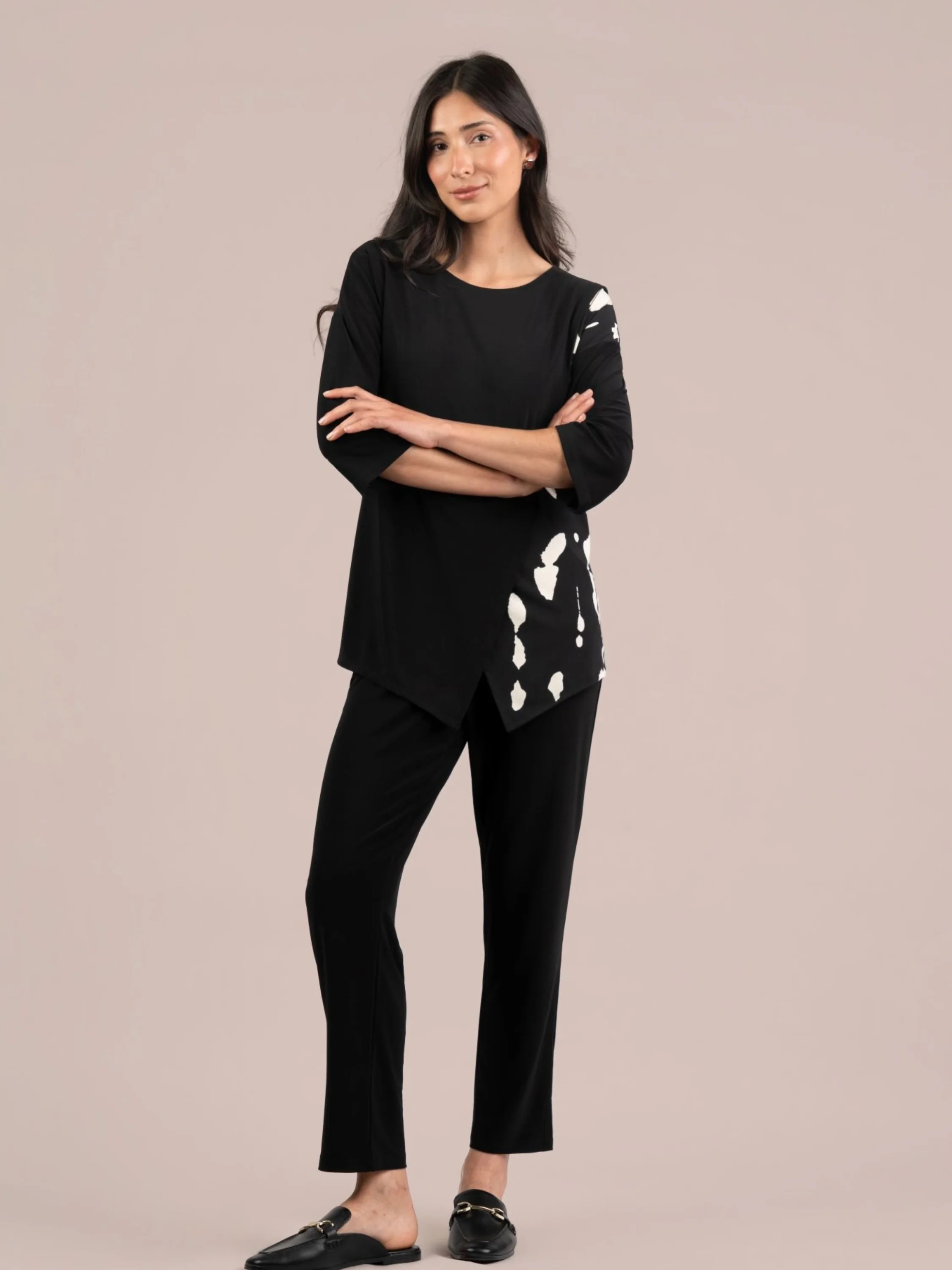 Kite Front Top Block Print 3/4 in Black/Cashew Splatter