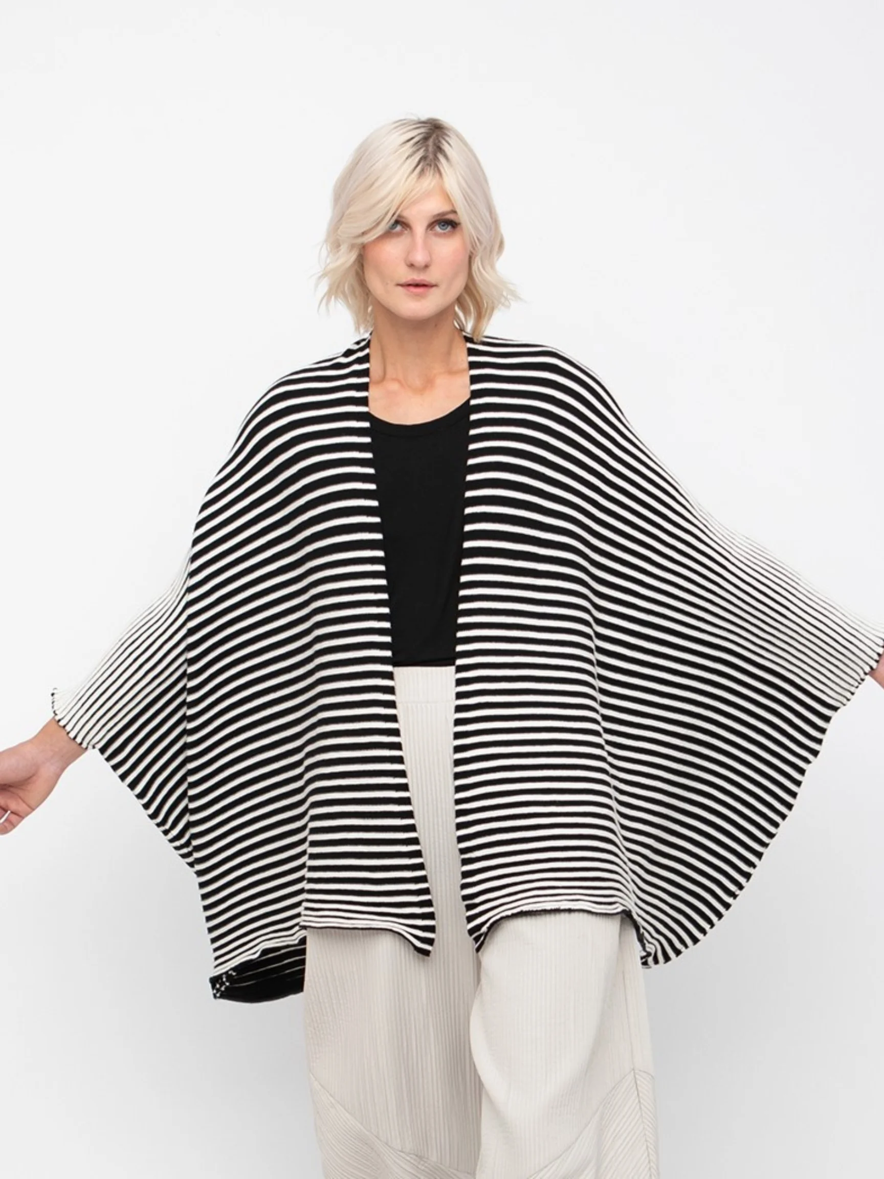 Knitted Cardigan in Stripes