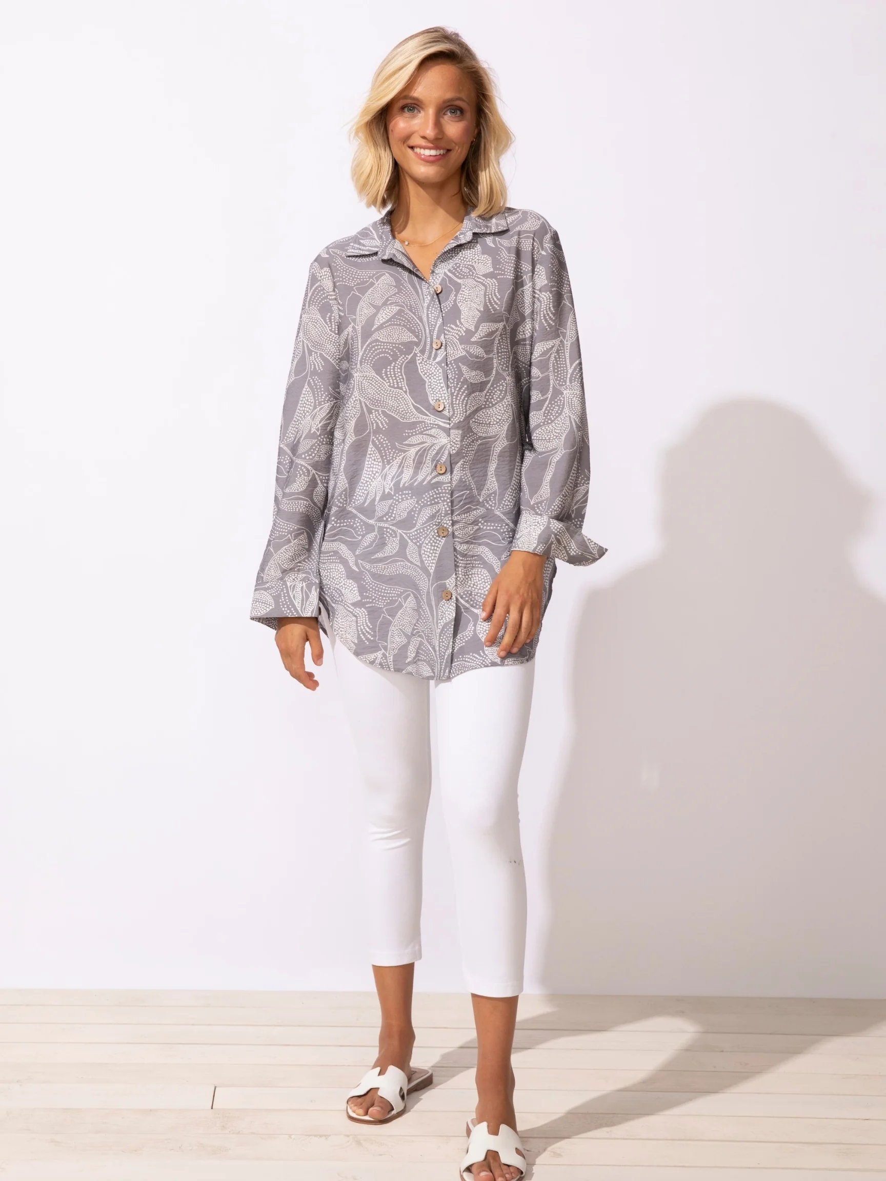 Leaves Beach Shirt in Fog