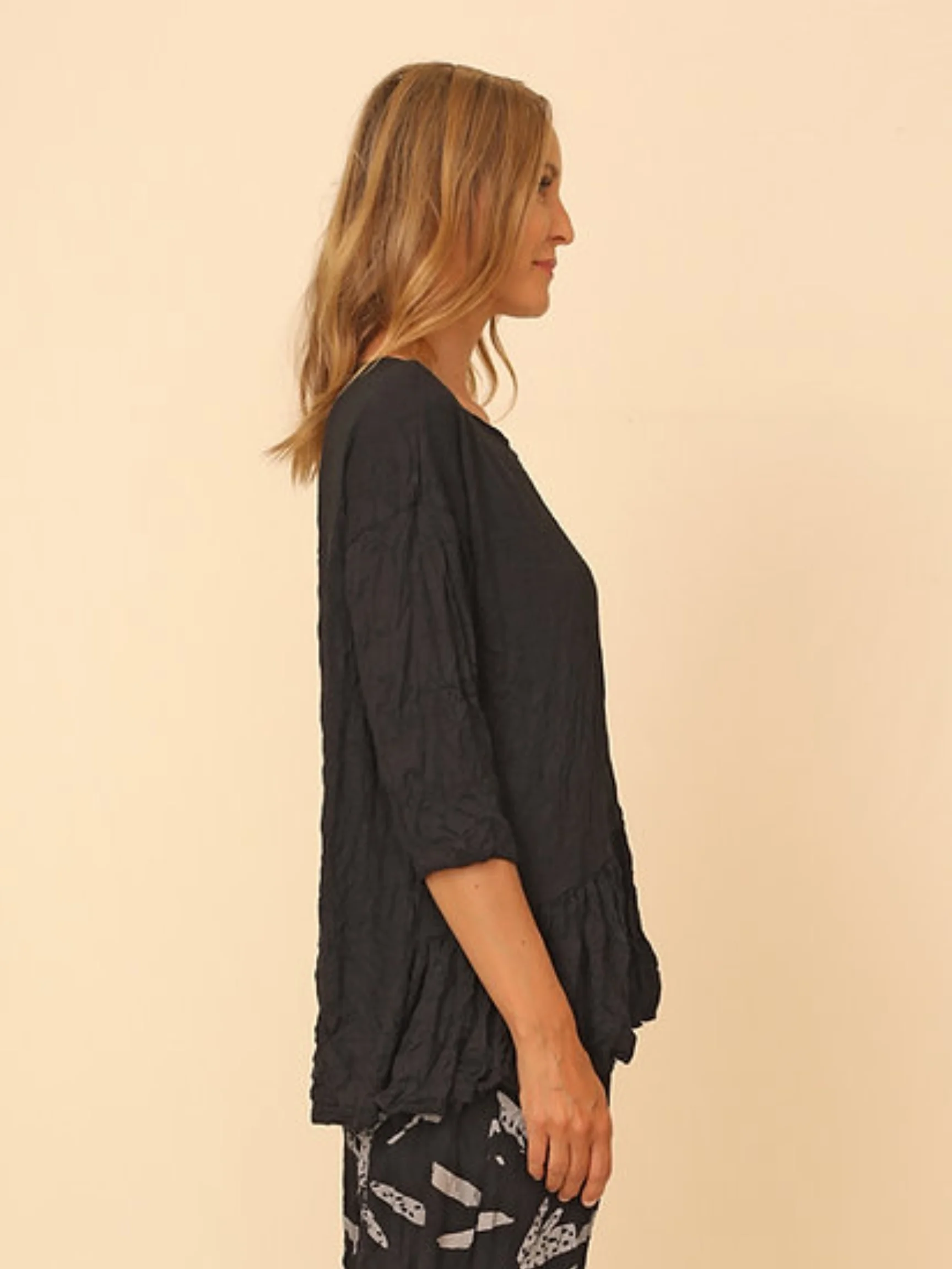 Lois Top in Black