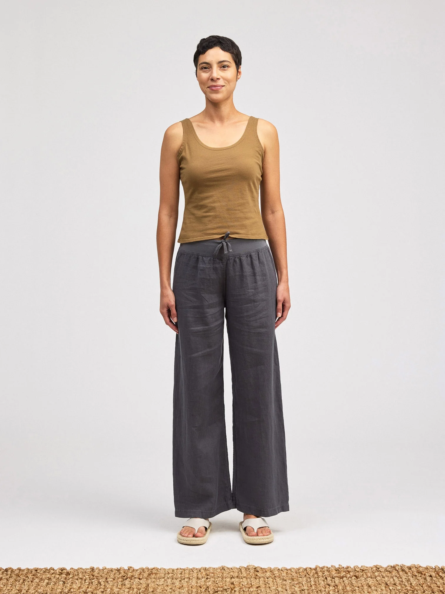 Longer Walking Pant in Anthracite