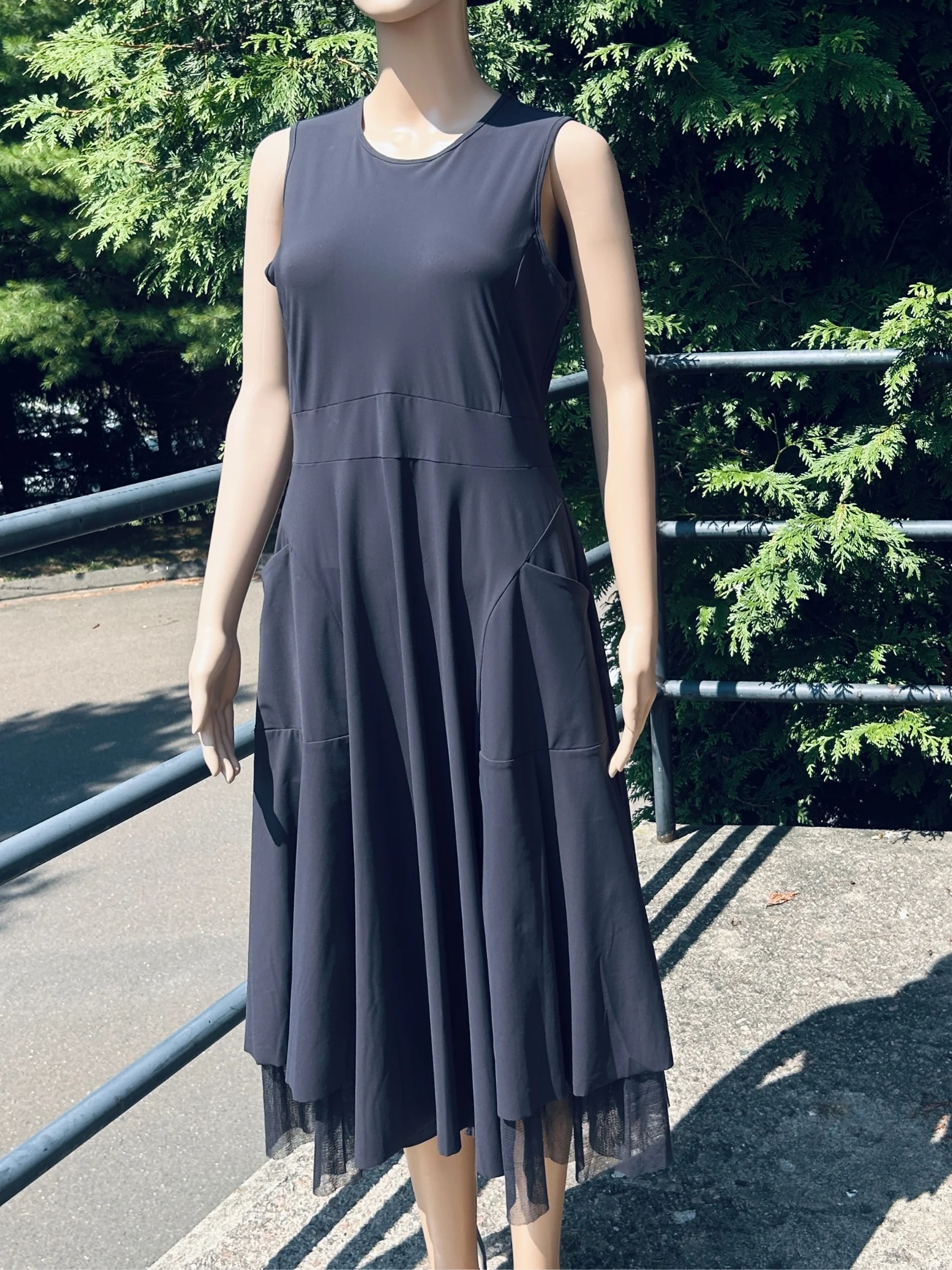Lydia Dress in Mulberry