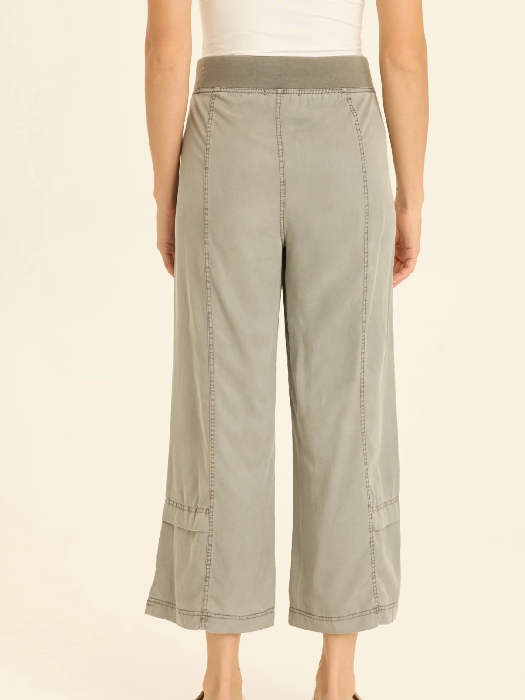 Mallis Gaucho in Magnetic Grey