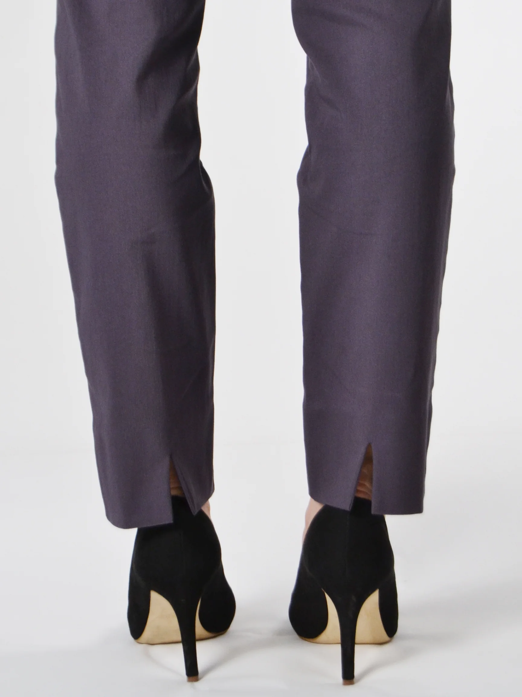 Milo Pant in Dark Grey