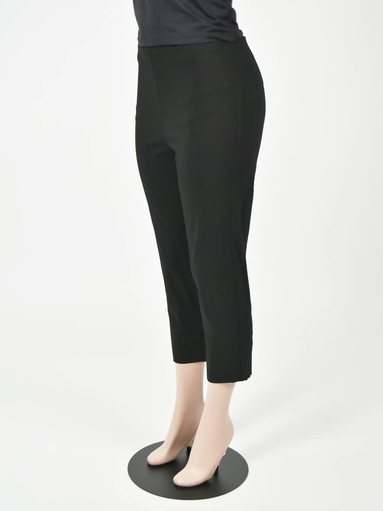 Mindy Pant in Black