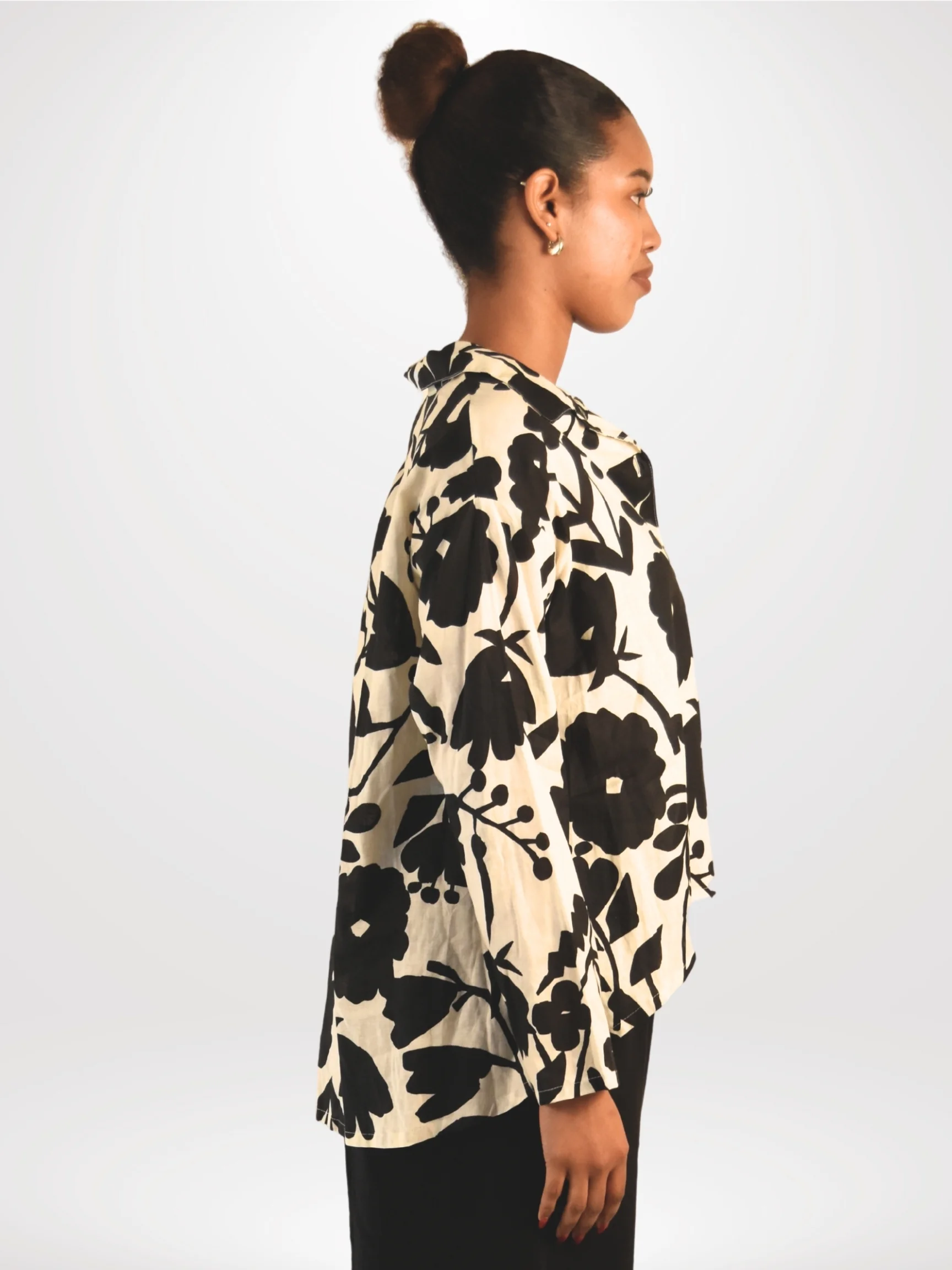 Miriam Shirt in Avorio/Nero