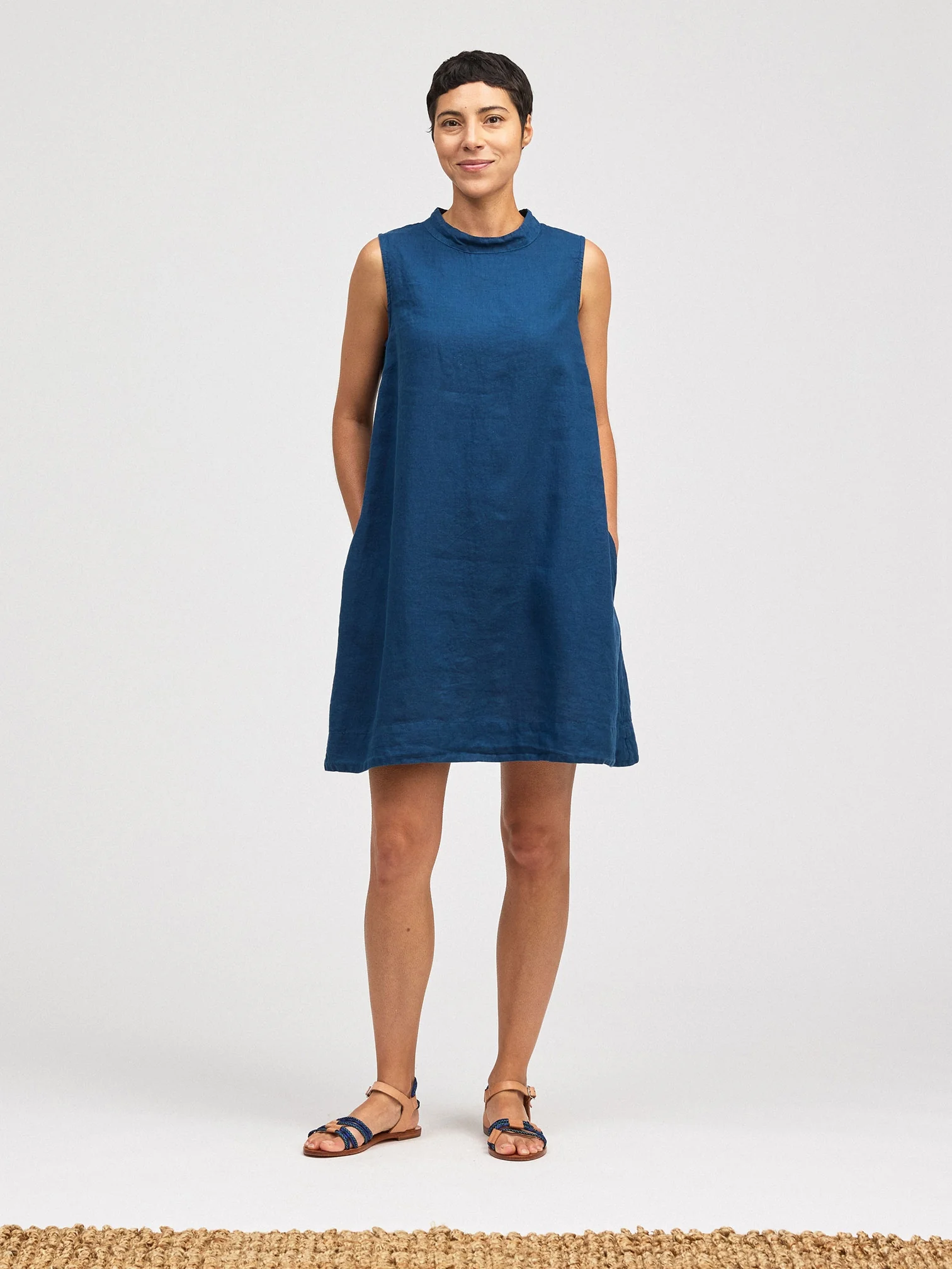 Mock Neck Shift in Naval