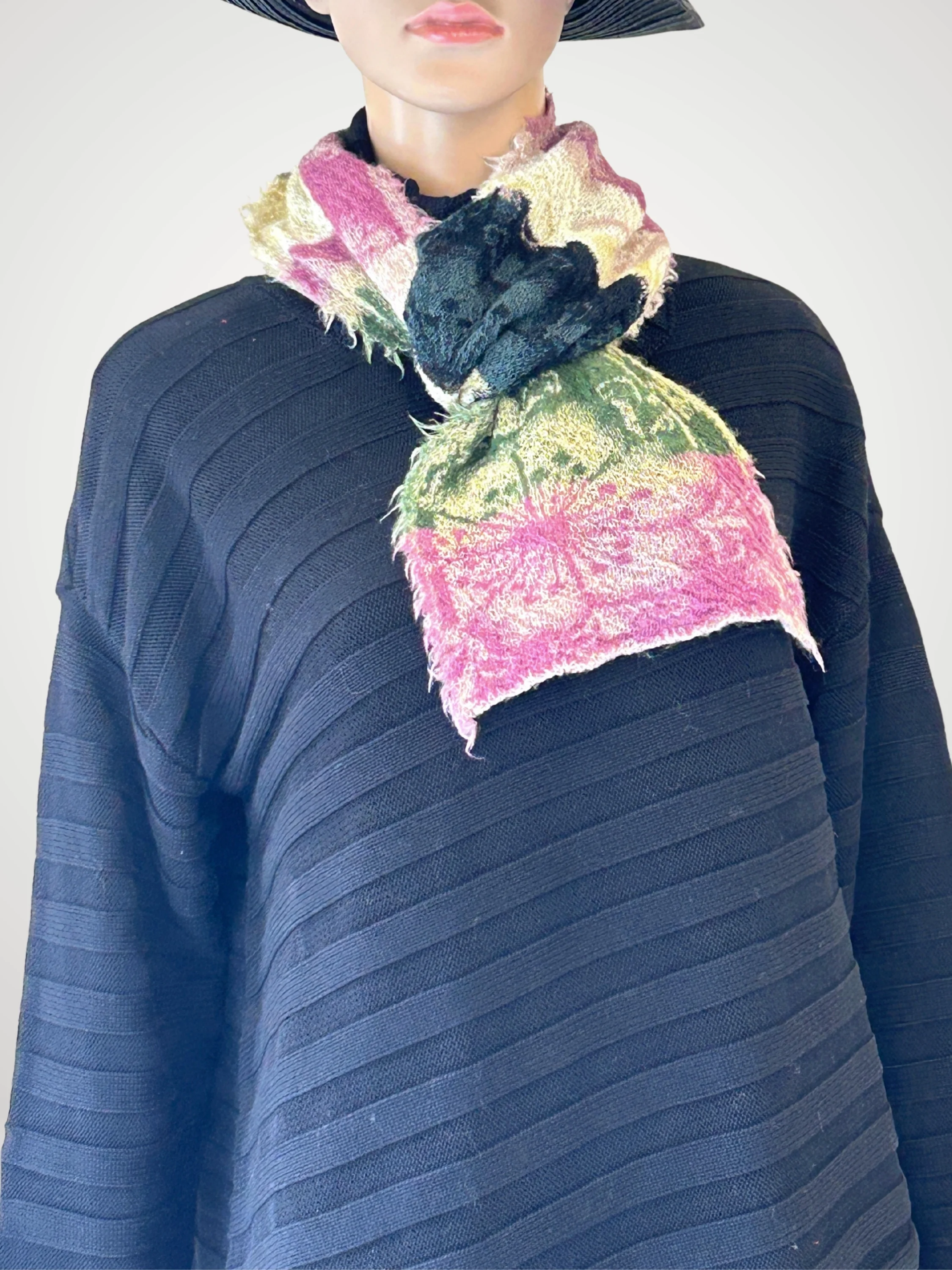 Mosaic Wool Scarf in Pink