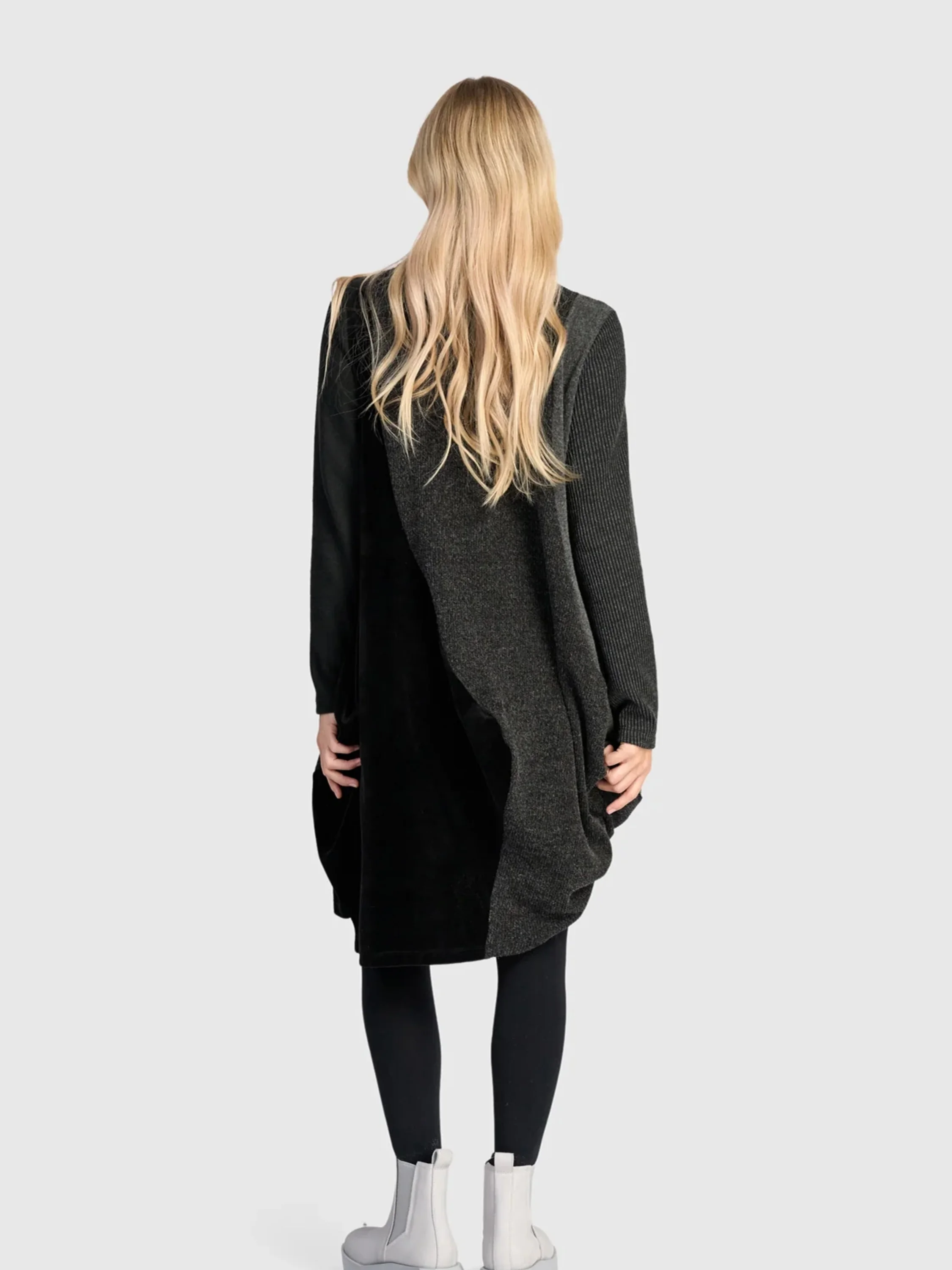 Myr Dress in Carbon Grey