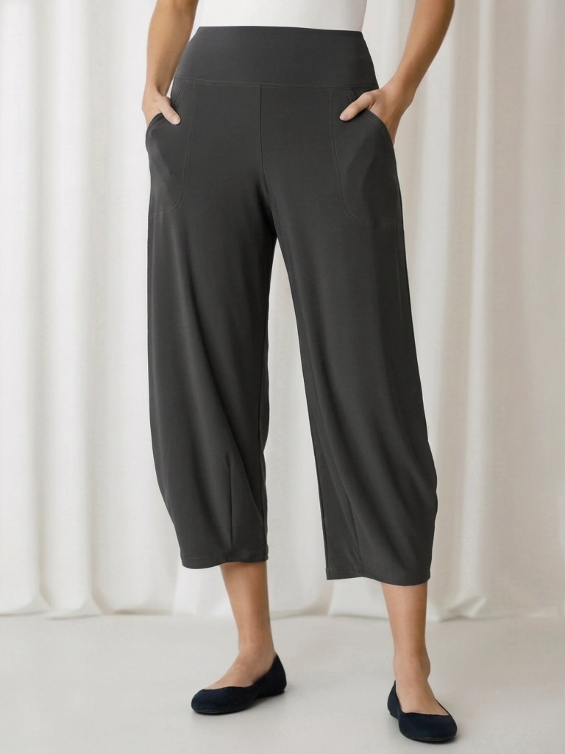 Narrow Lantern Pant in Graphite