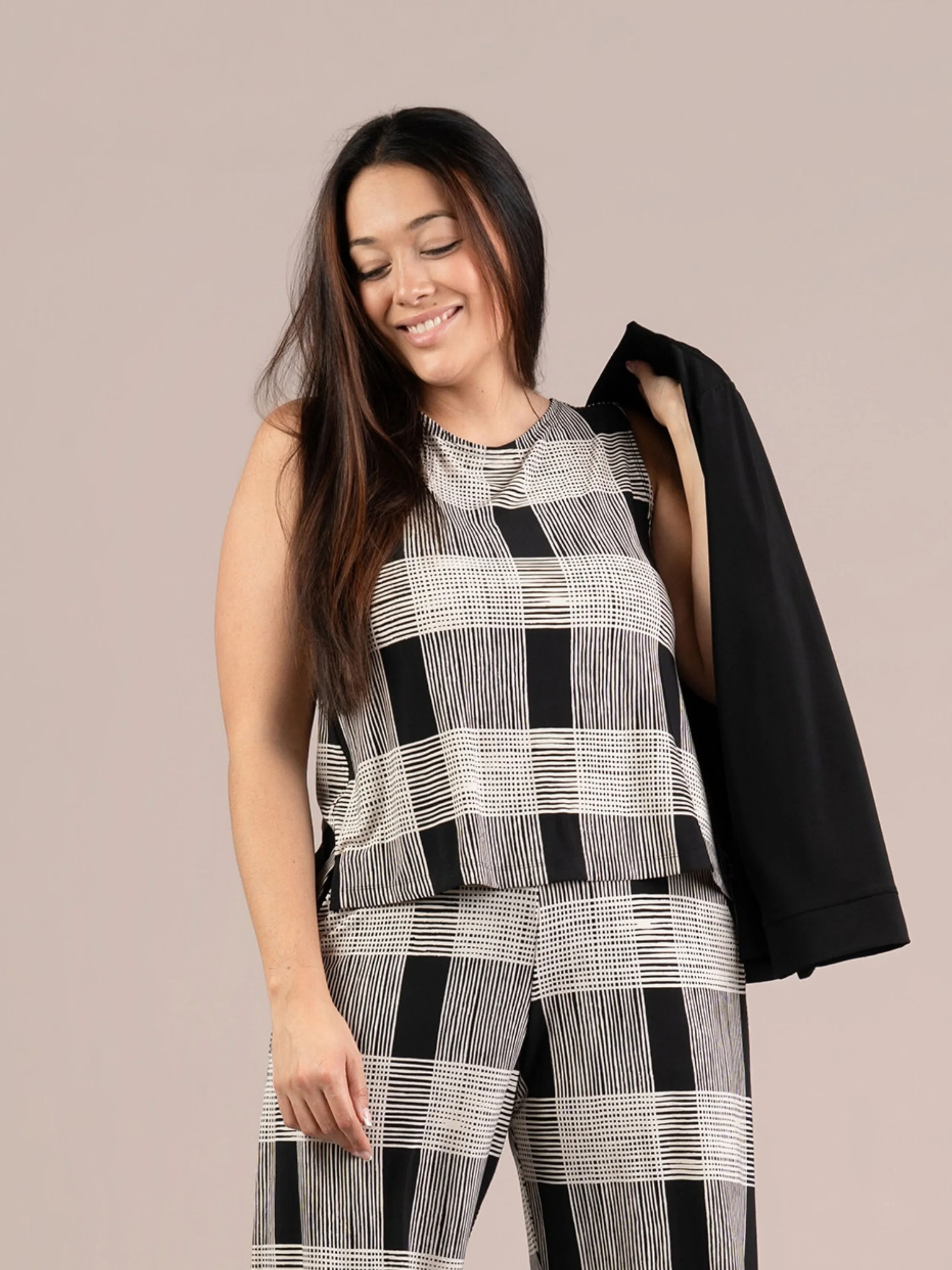 Nu Flared Shell Print in Cashew Plaid