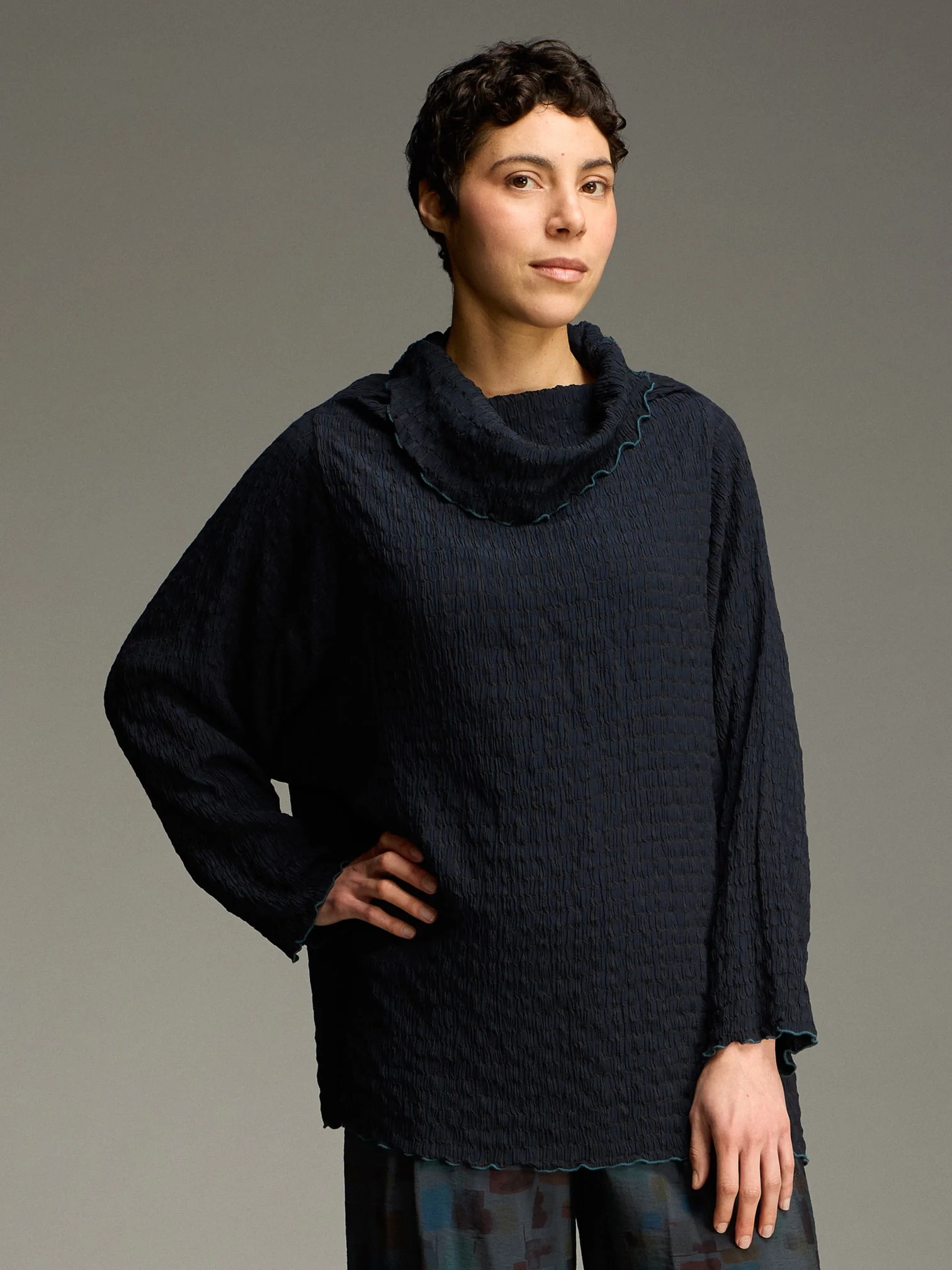 Osize Cowl in Etan