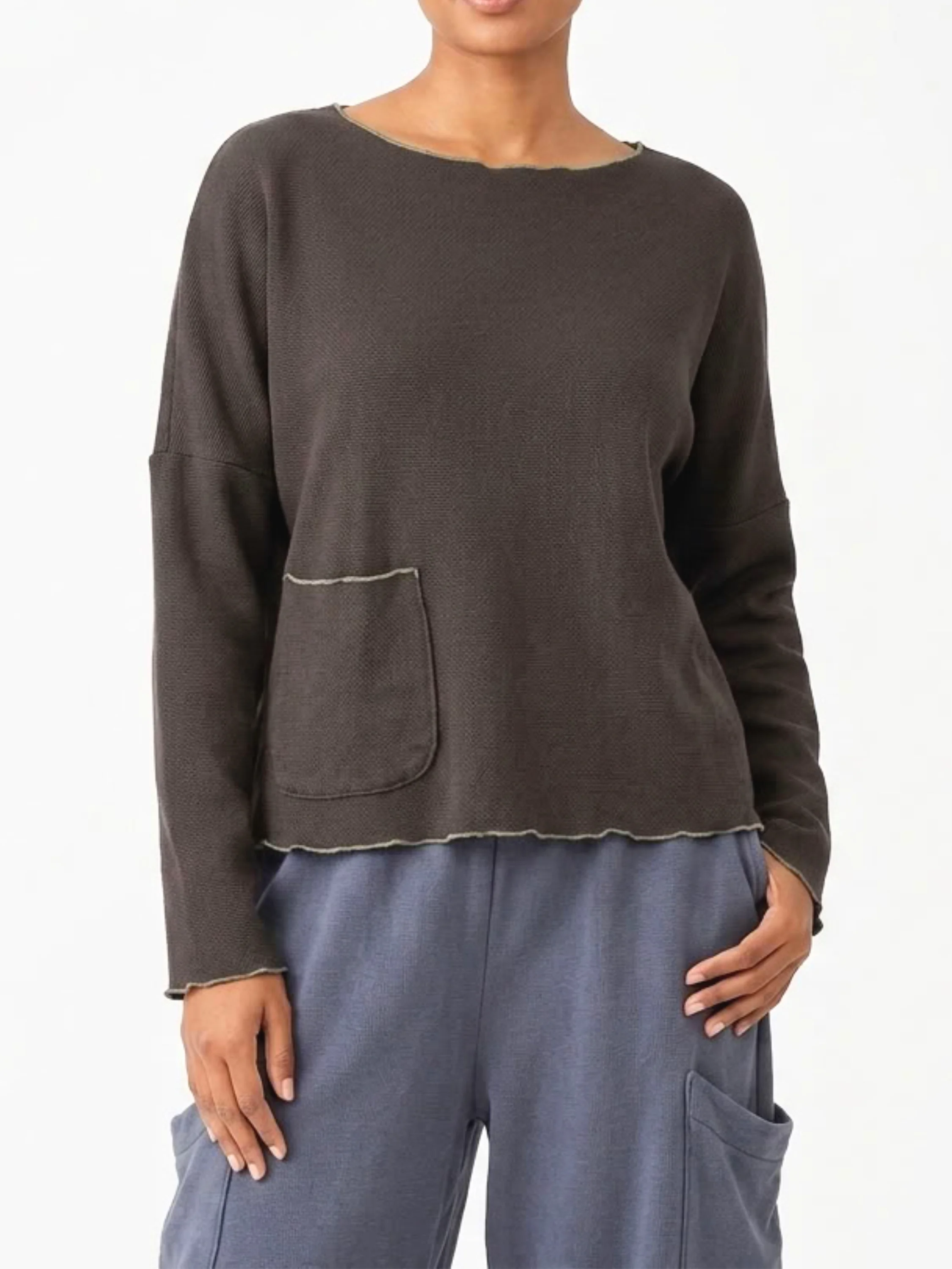 Osize Pocket Pullover in Chocolate
