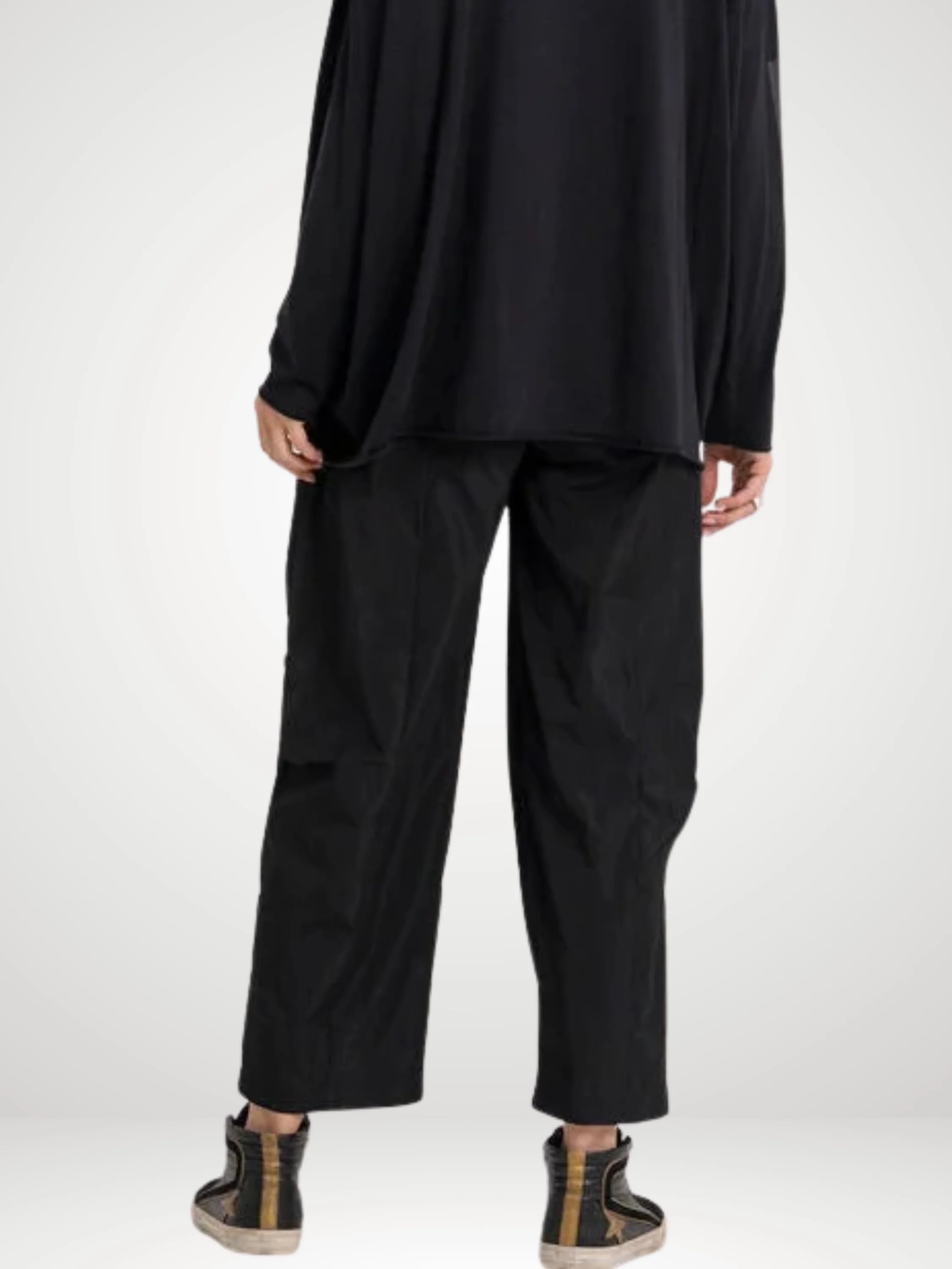 Parachute Pant in Black