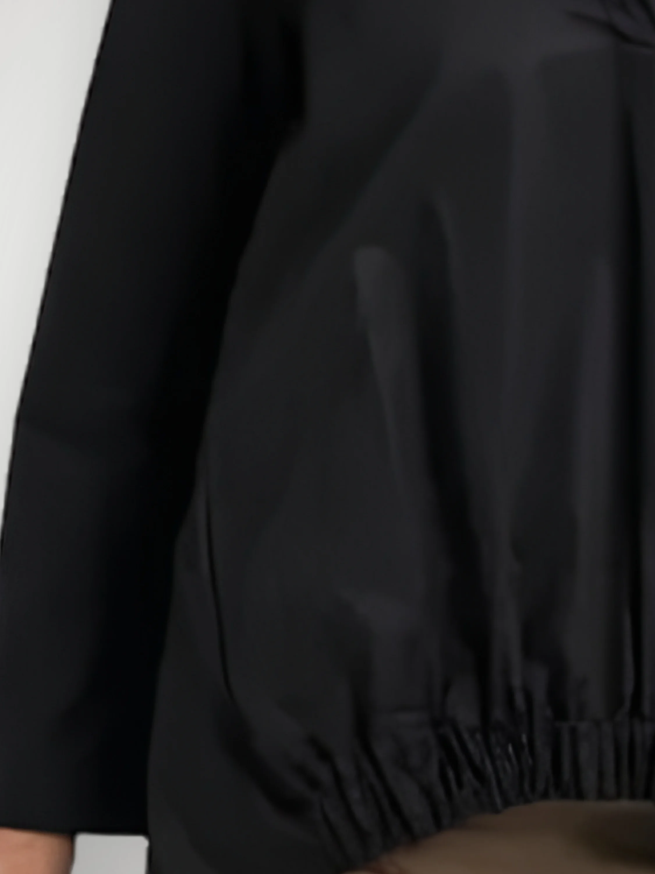 Parachute Shirt in Black