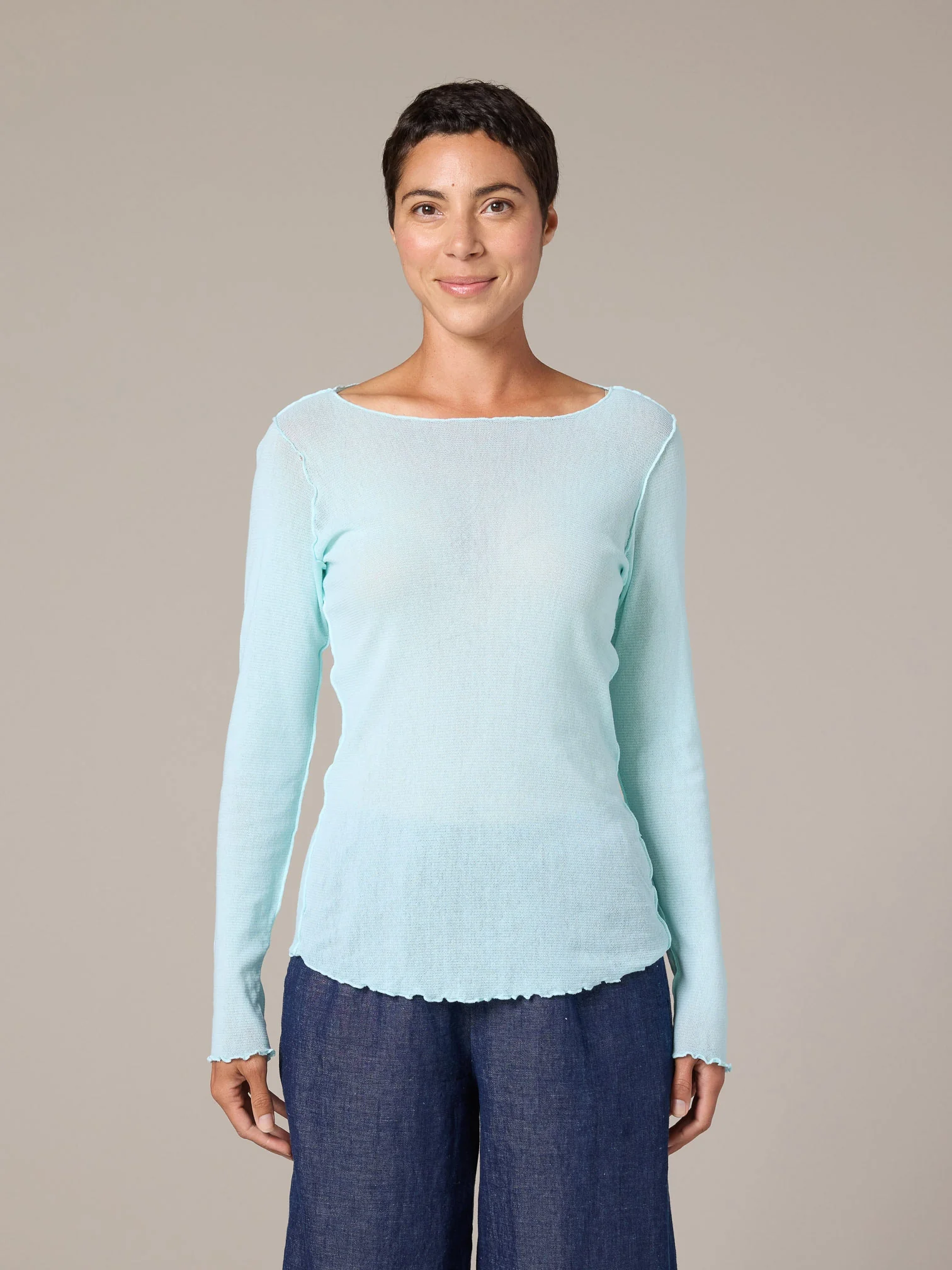 Pearl Edge Top in Fountain
