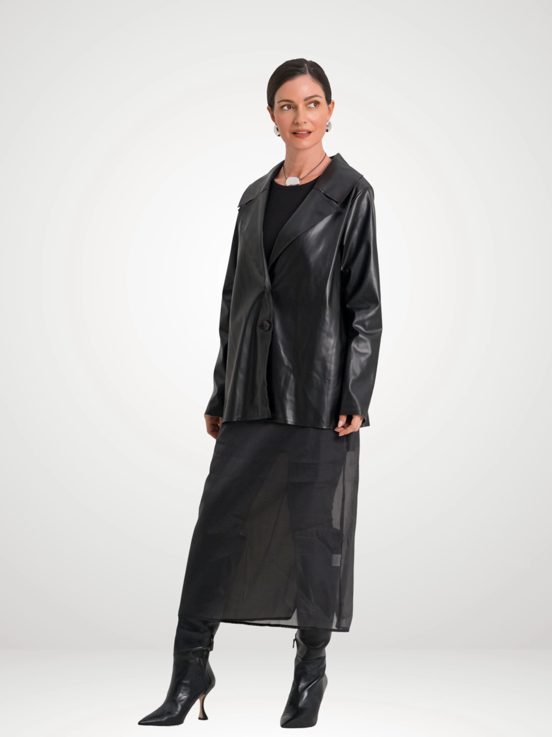 Pleat Back Jacket in Black