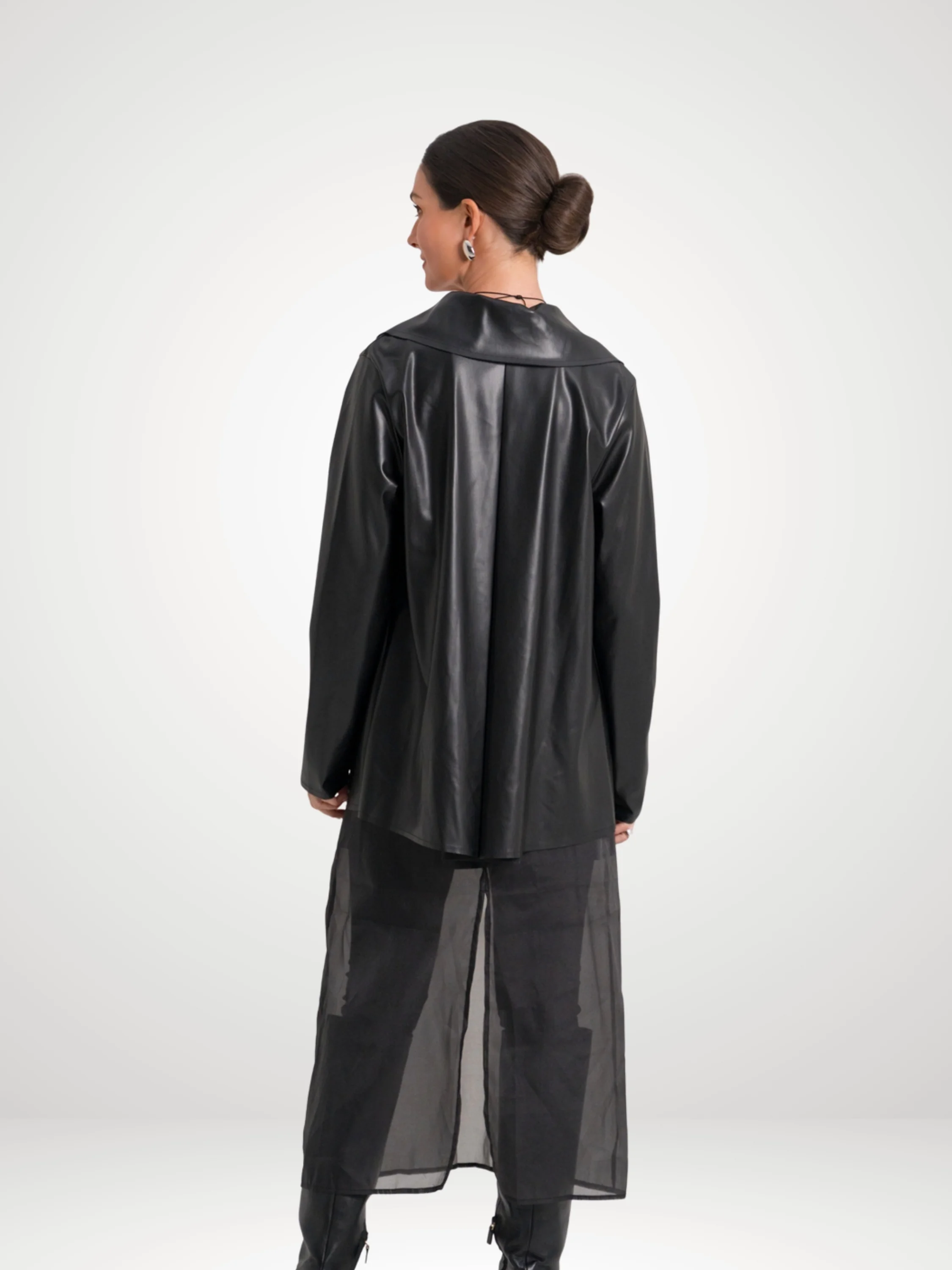Pleat Back Jacket in Black