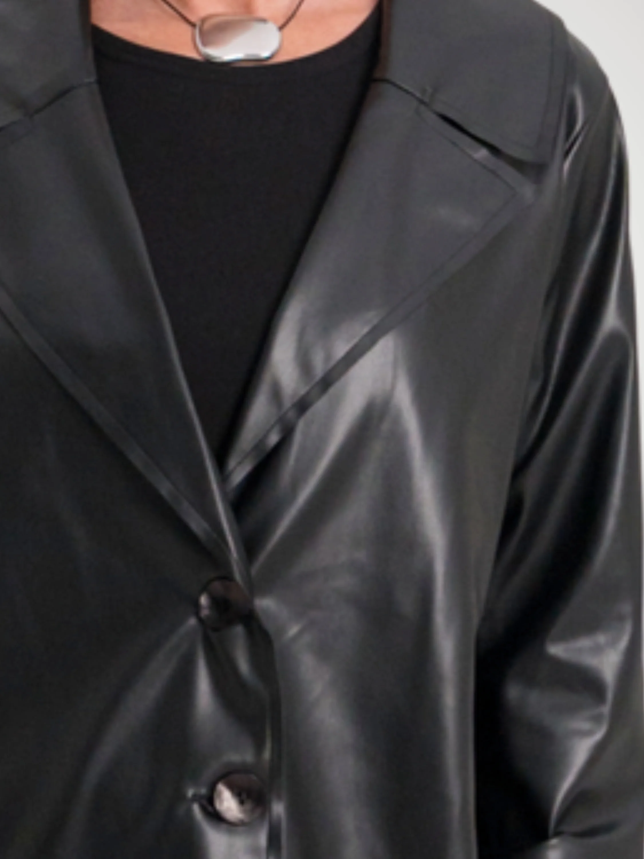 Pleat Back Jacket in Black