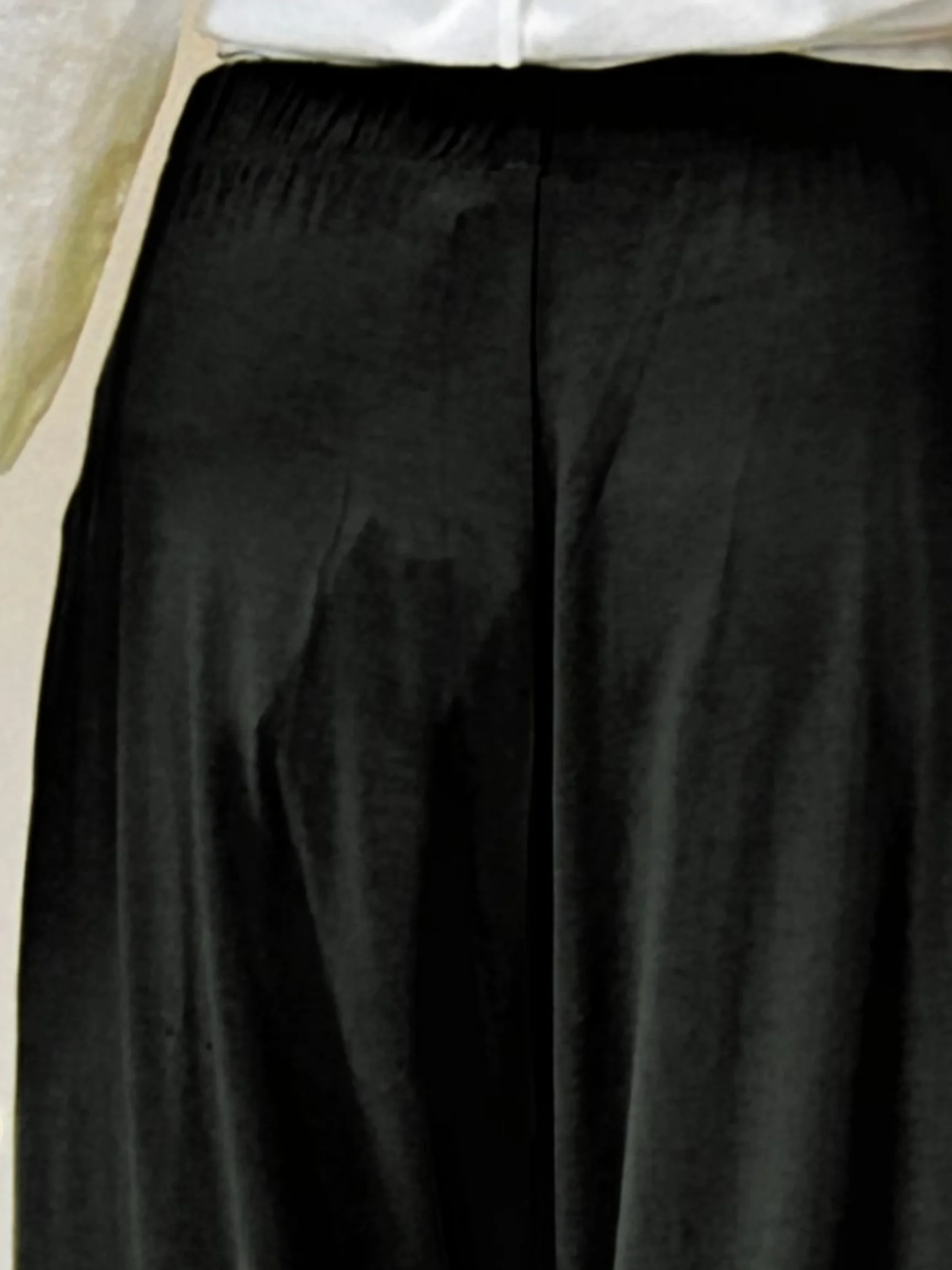 Pleat Pant in Black