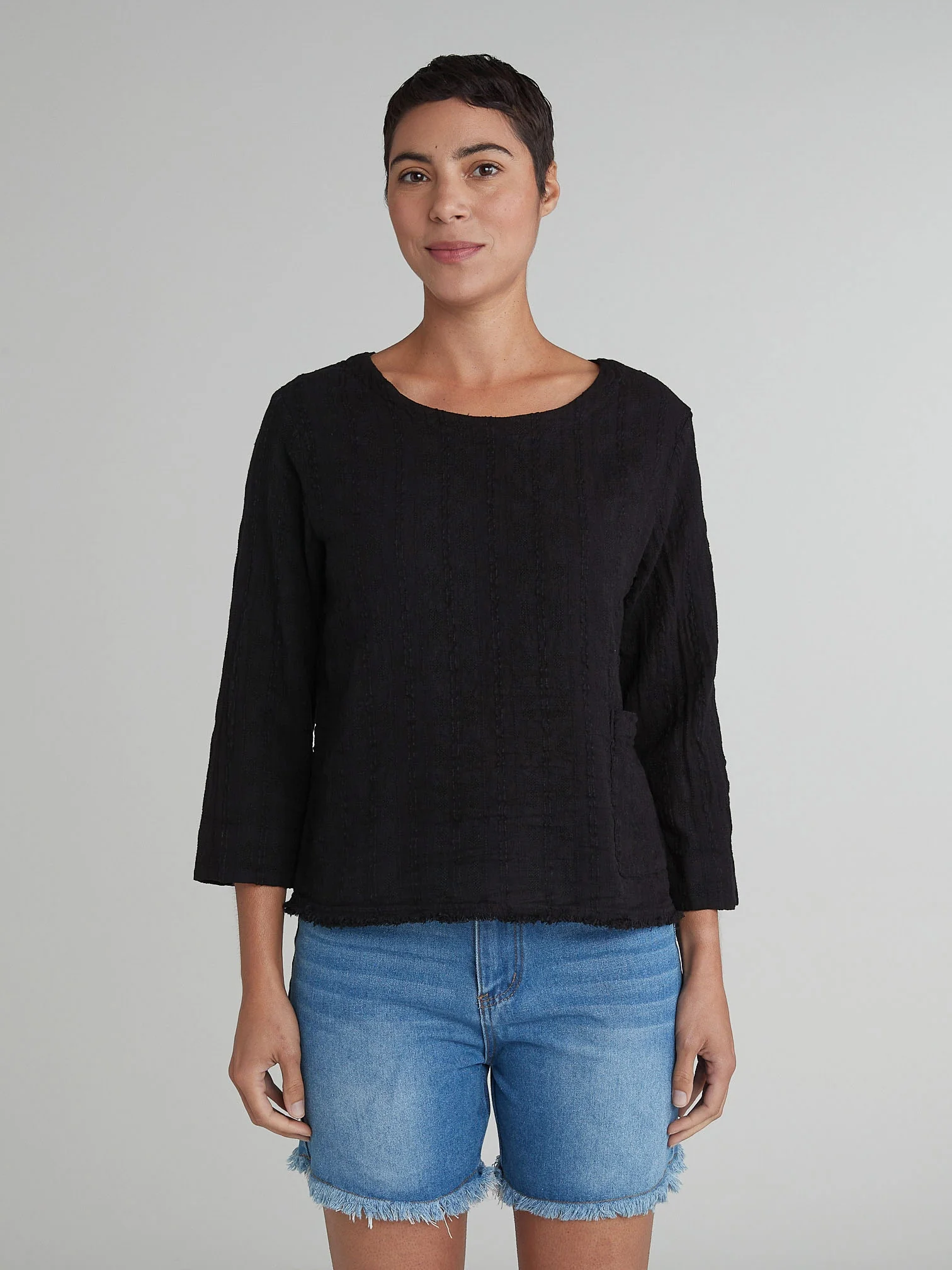 Pocket 3/4 Slv Shell in Black