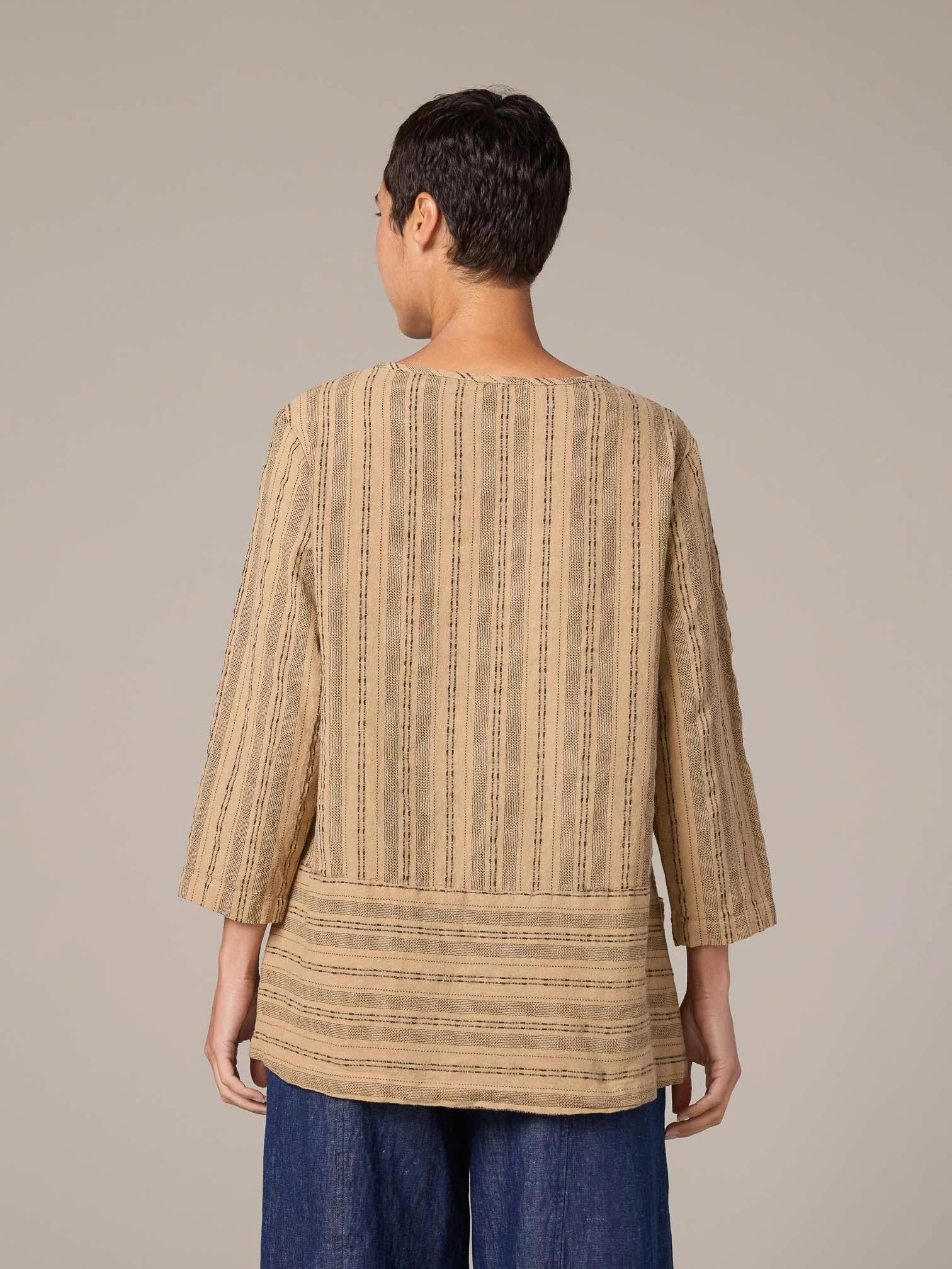 Pocket Border Top in Bark