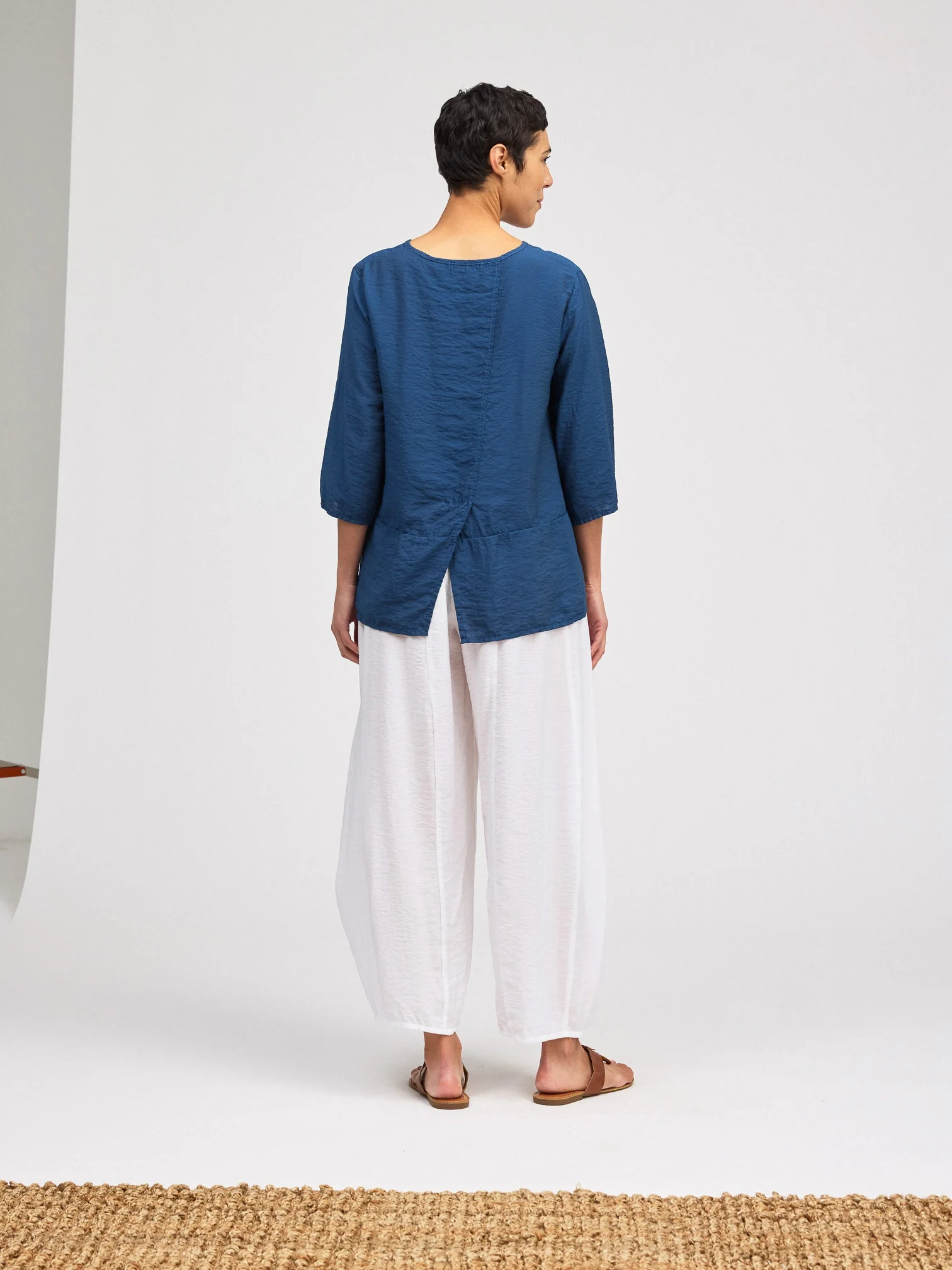 Pocket Pullover in Vivid Blue