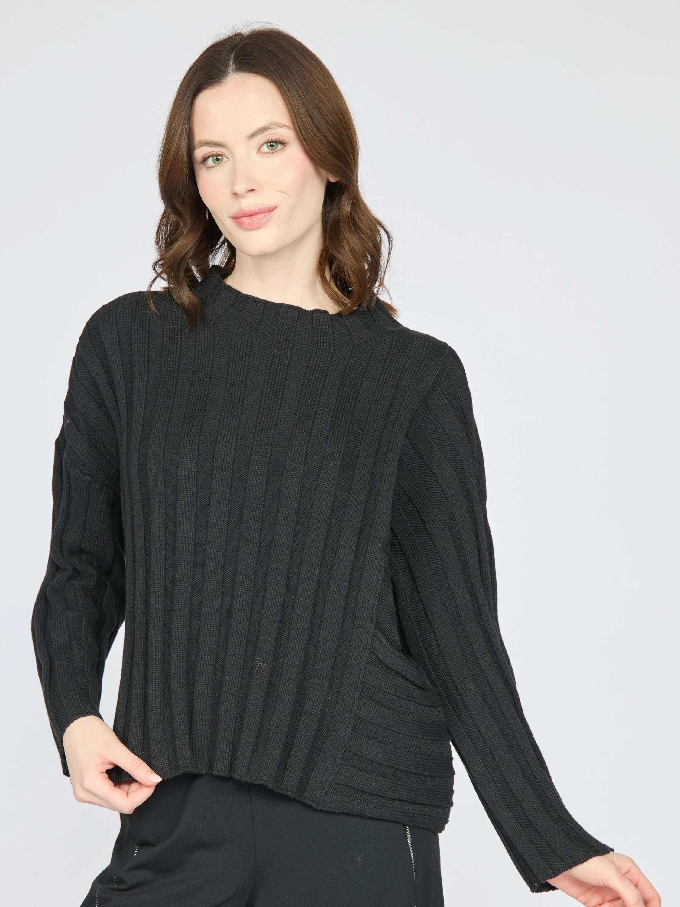 Pocket Pullover in Black