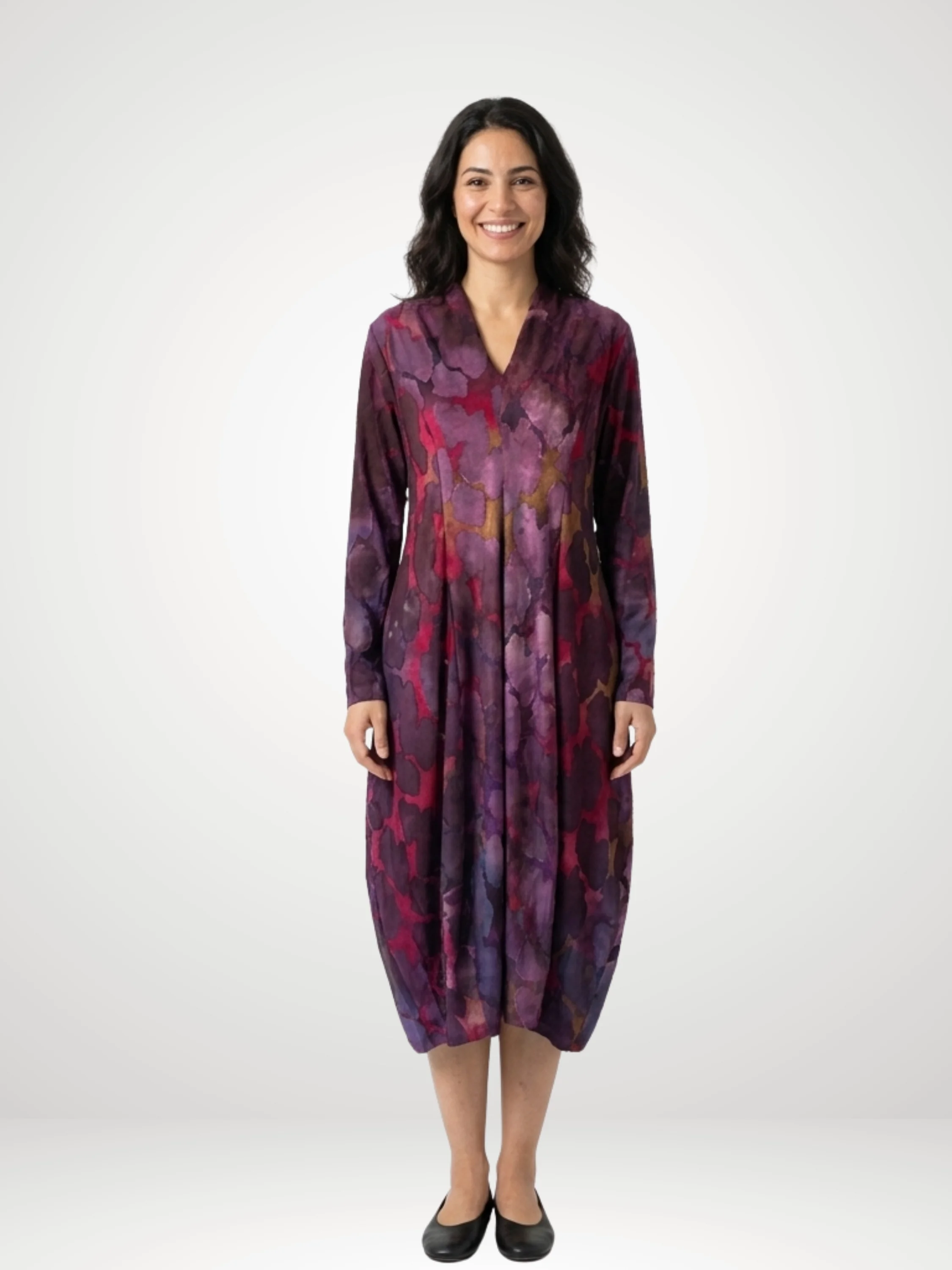 Poly-Knit V Neck Dress in Wine