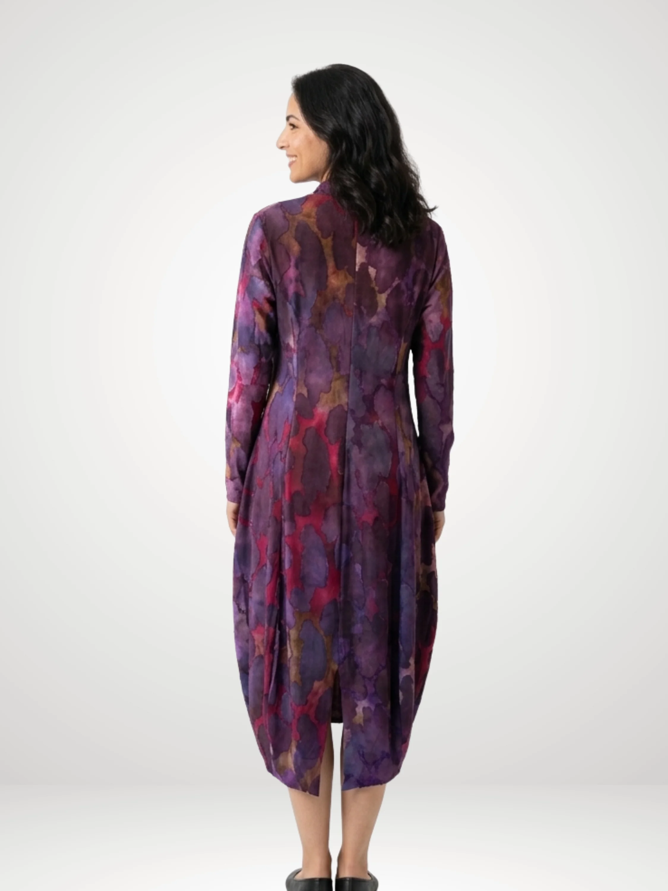 Poly-Knit V Neck Dress in Wine