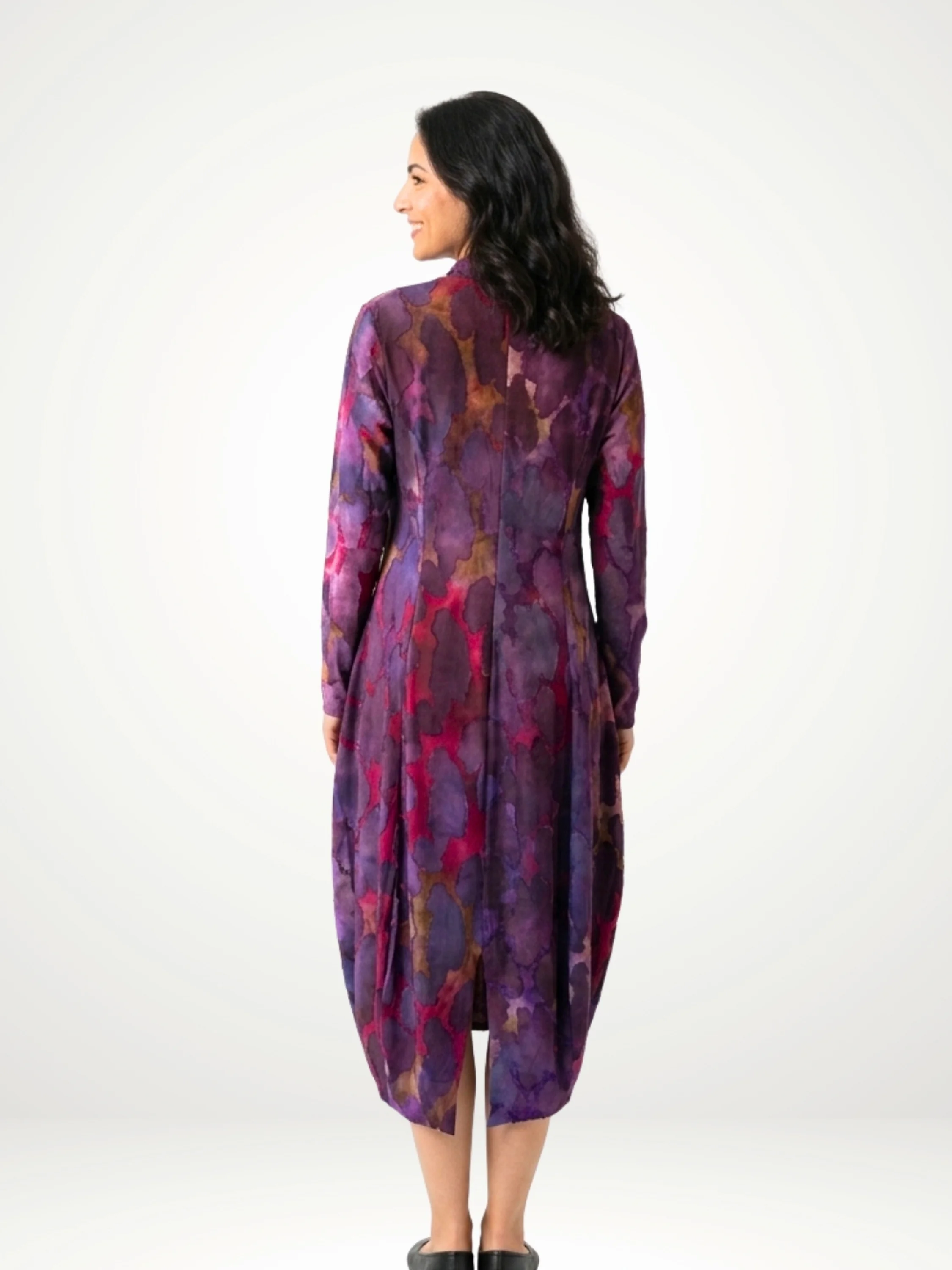 Poly-Knit V Neck Dress in Wine