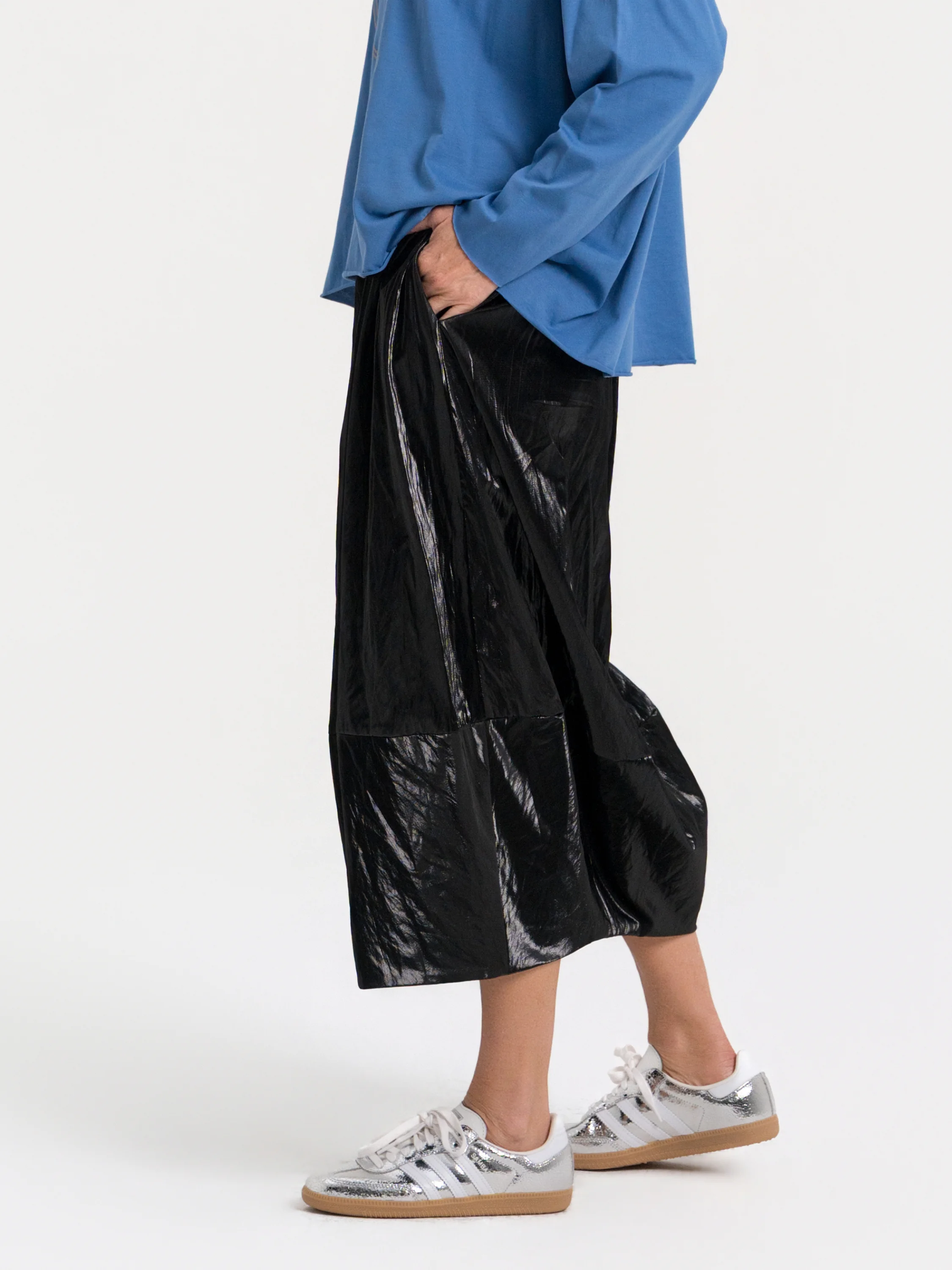 Puff Skirt in Black
