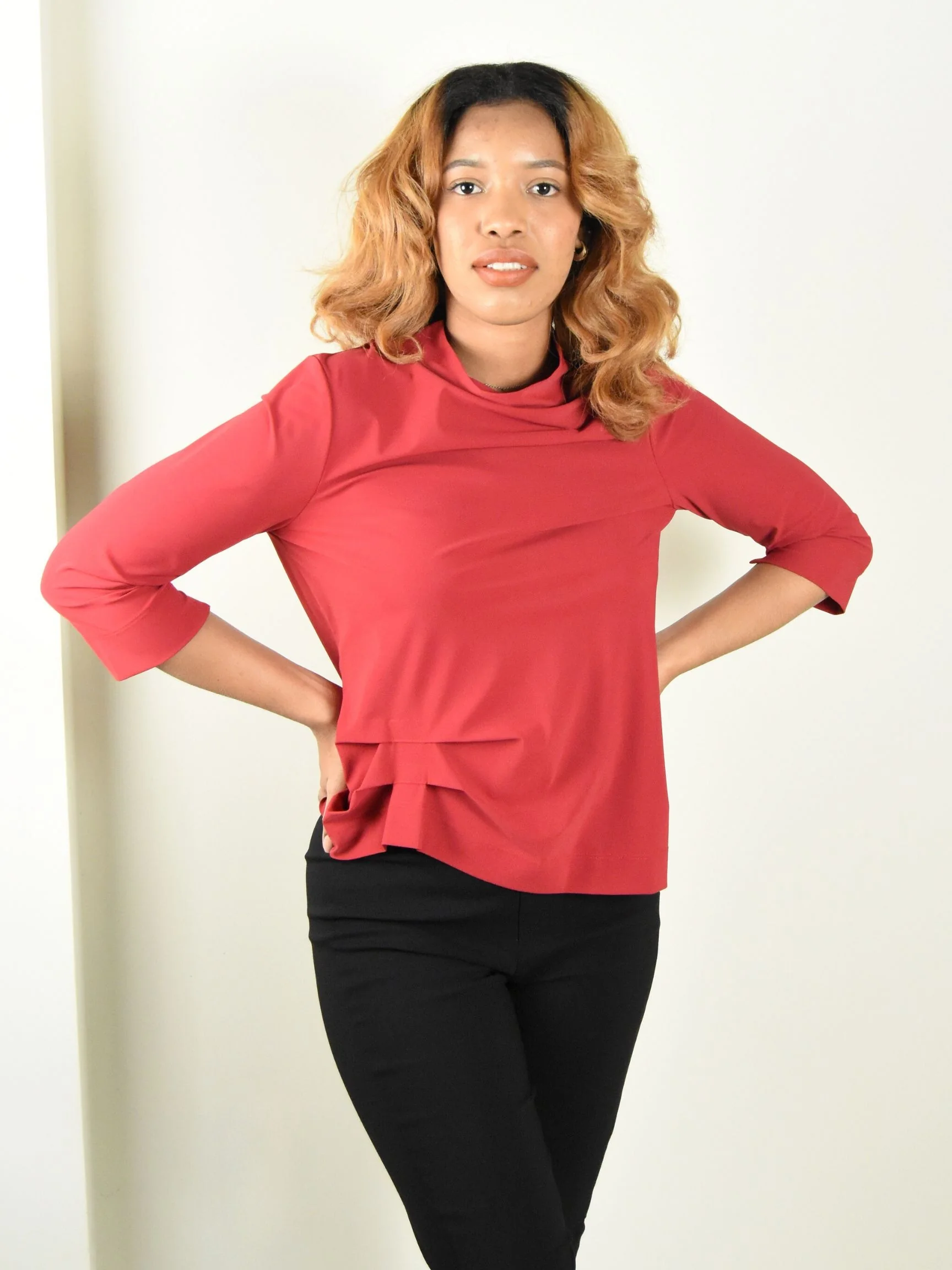 Ragtime Top in Garnet