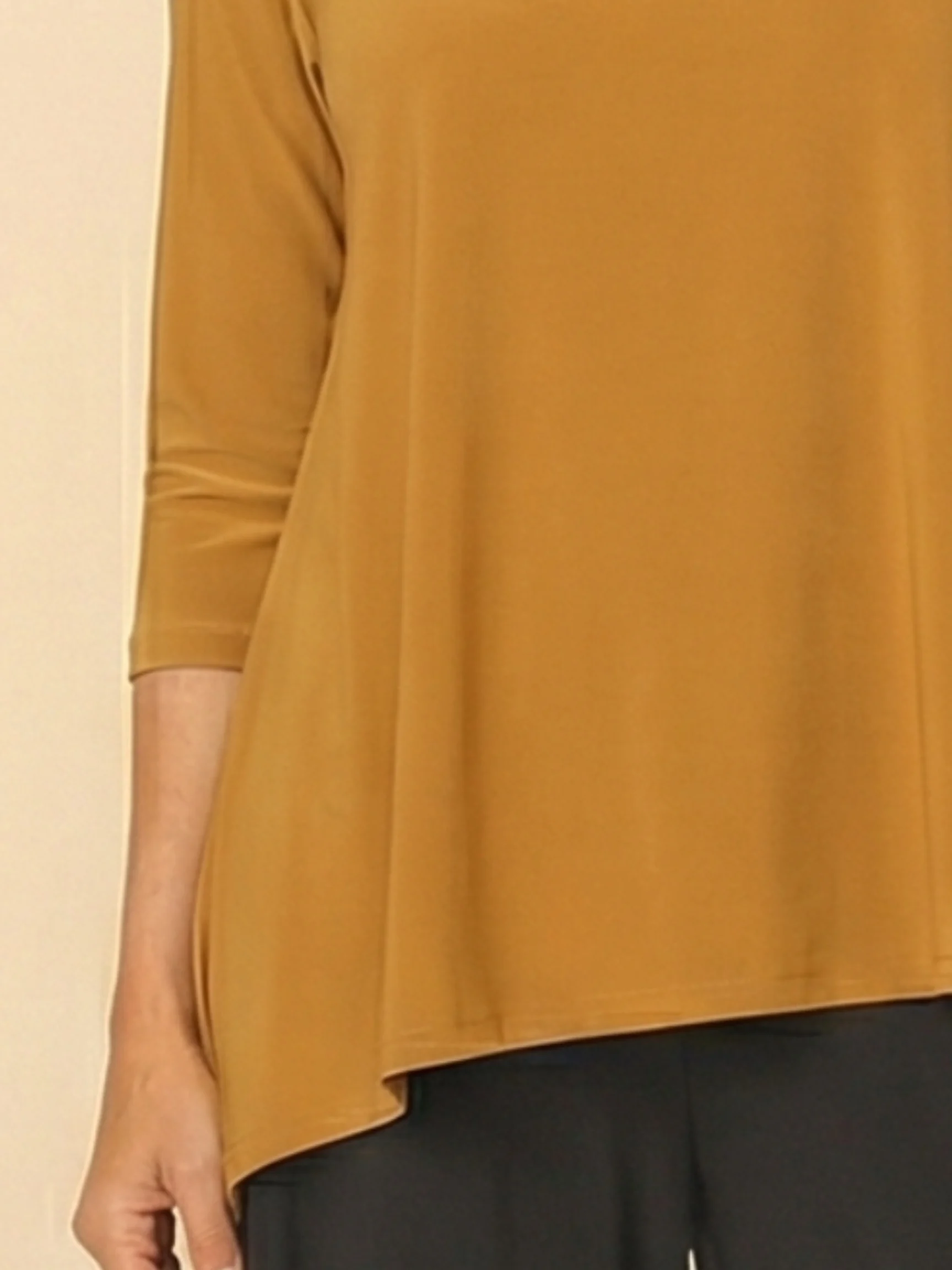 Reanna Top in Gold