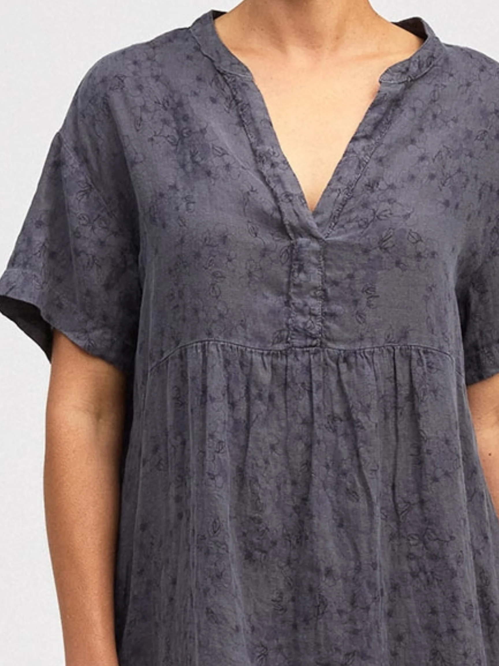 Relaxed Cap Slv Dress in Anthracite