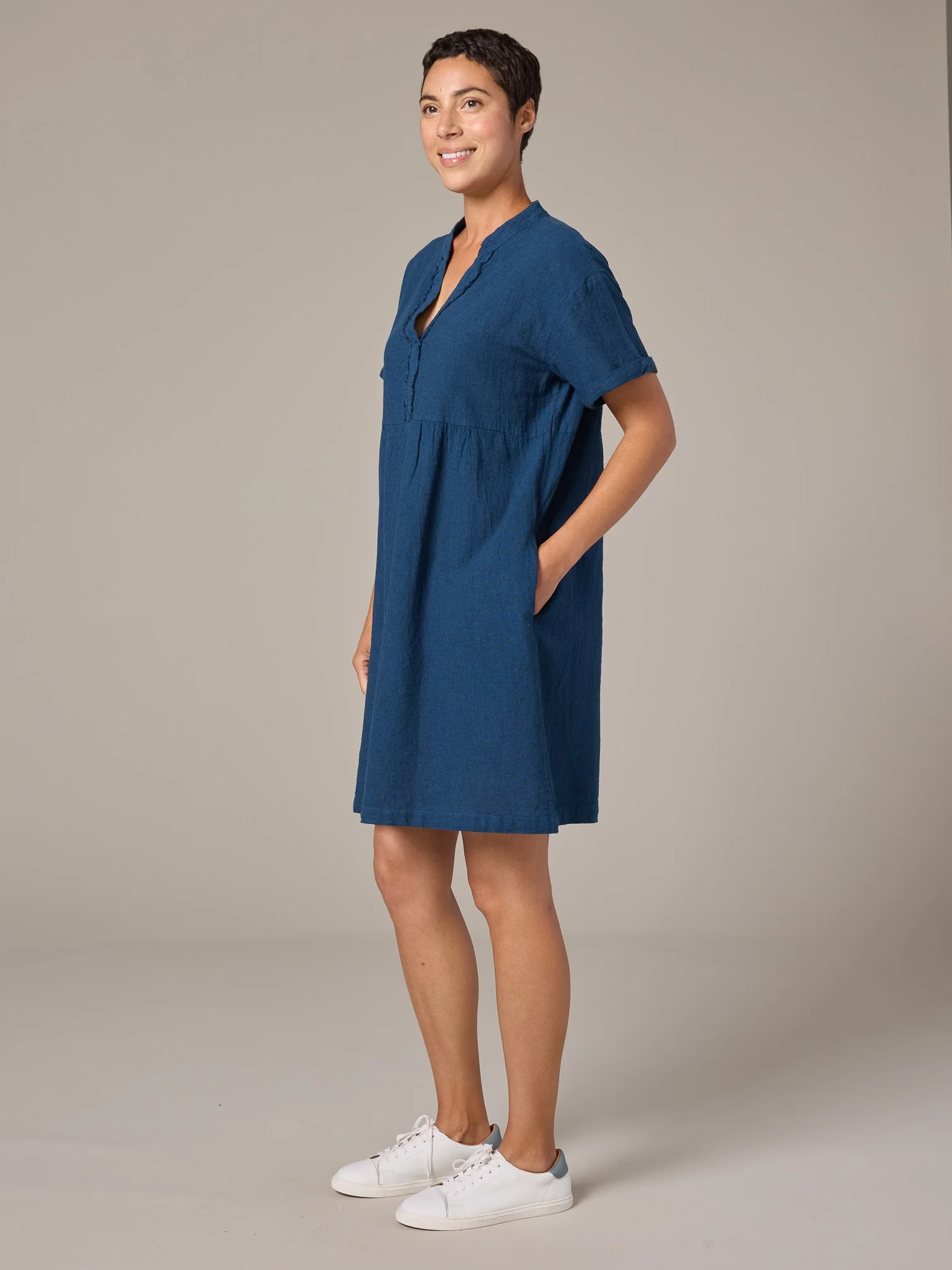 Relaxed Cap Slv Dress in Naval