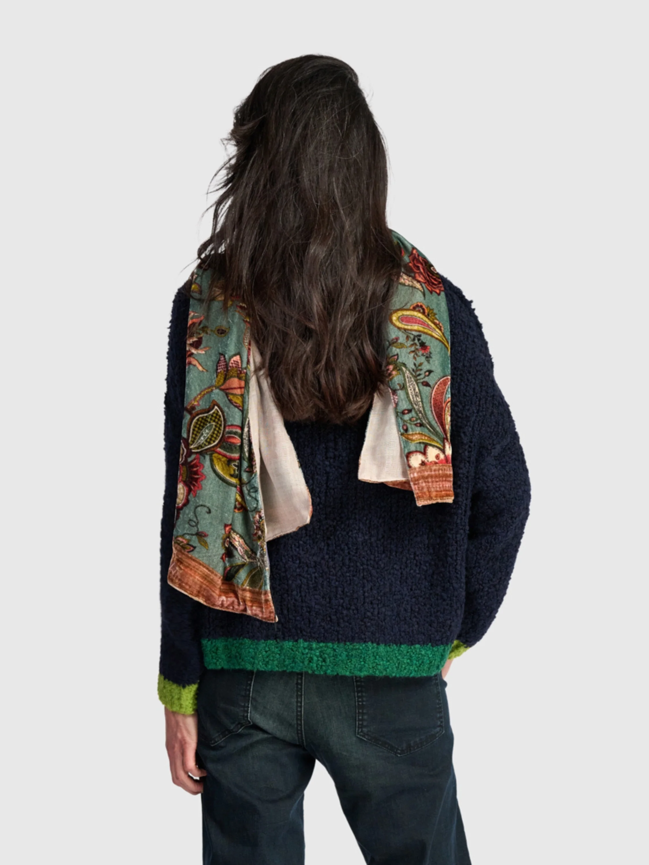 Riff Boucle Sweater in Midnight