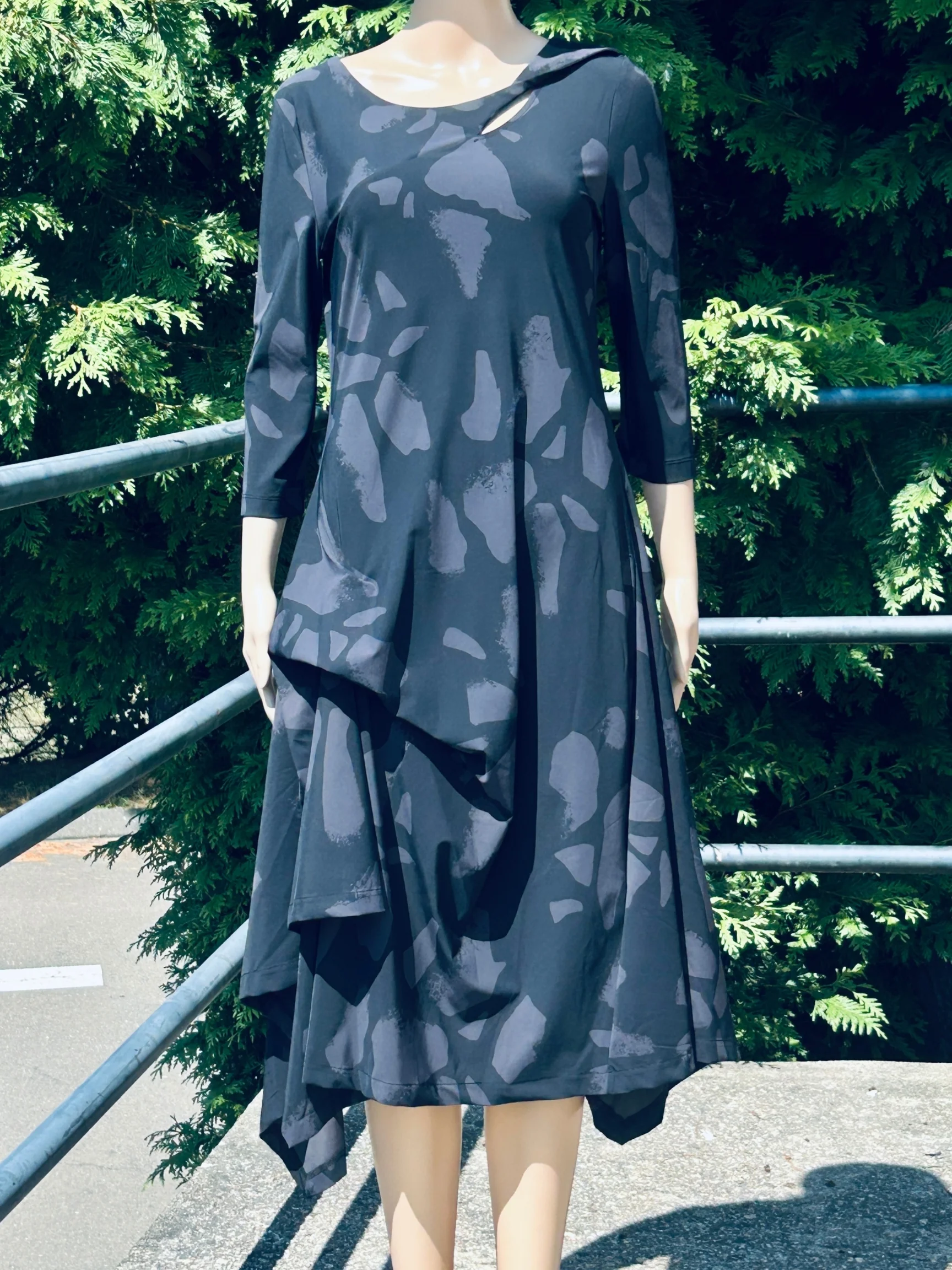 Risa Dress in Mulberry Palermo