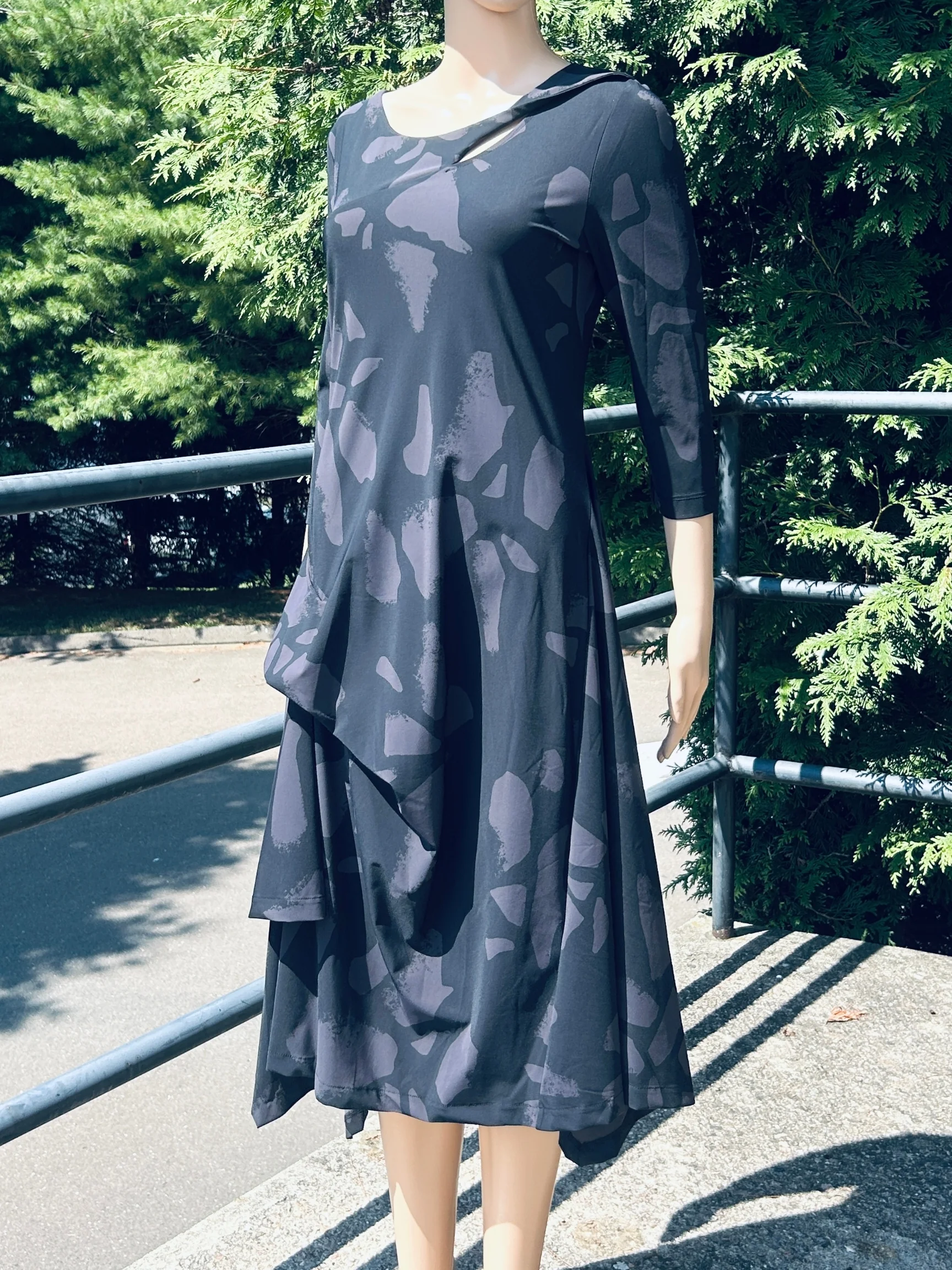 Risa Dress in Mulberry Palermo
