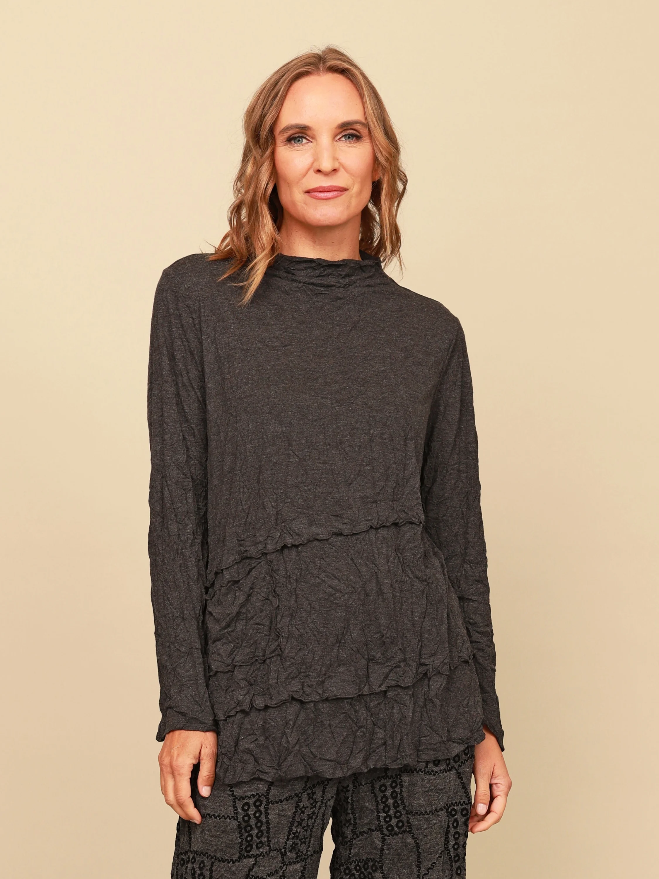 Robbie Top in Ebony