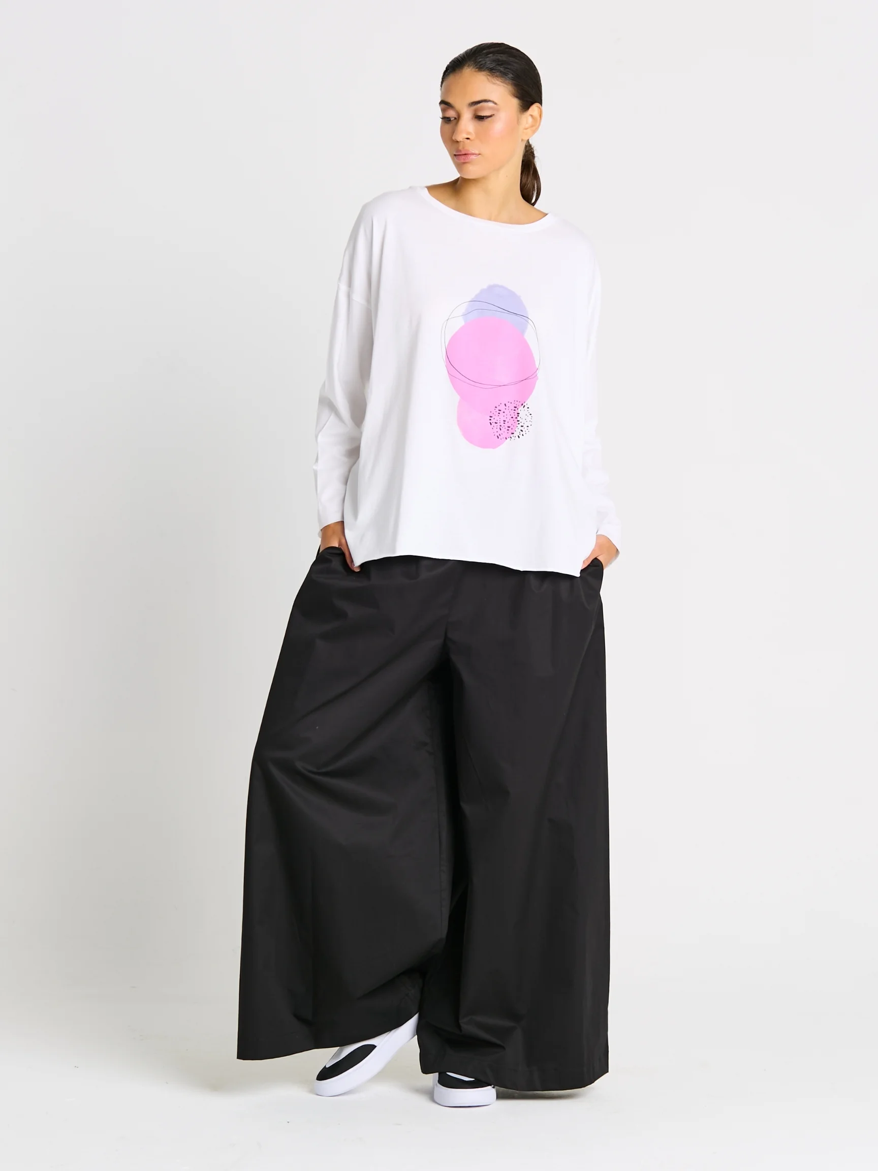 Saturn T in White