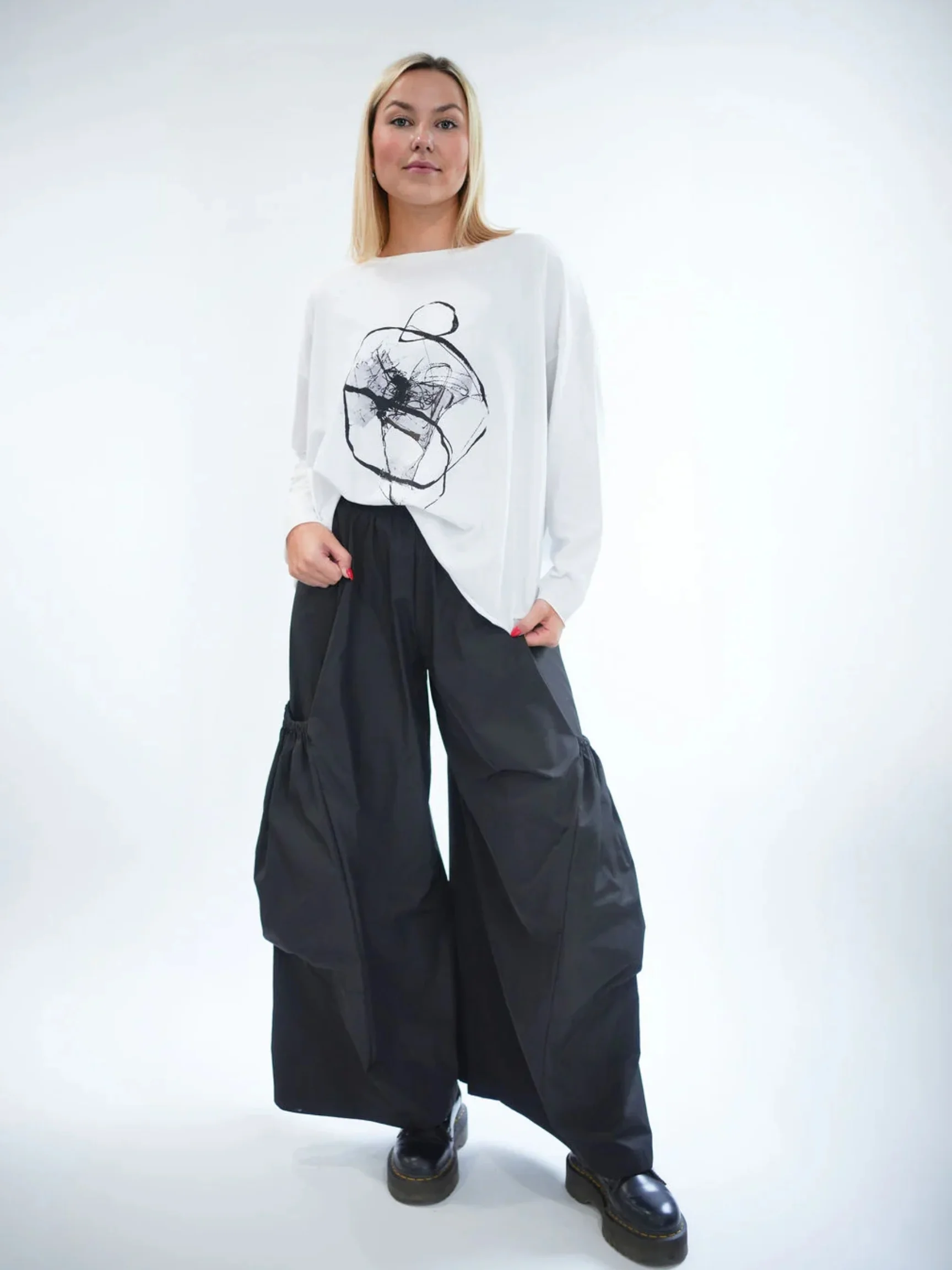 Scribble T in White