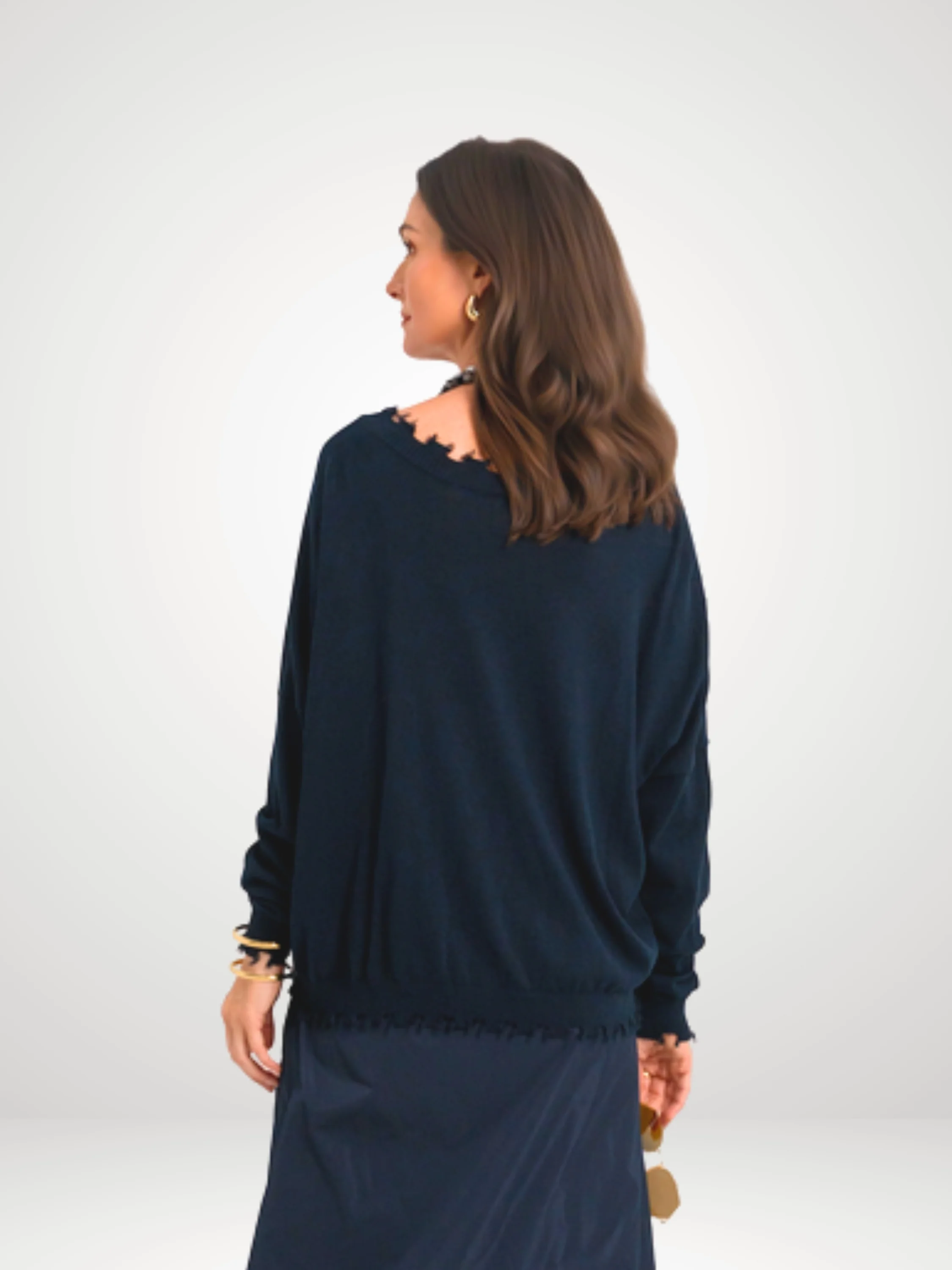 Shabby V in Midnight