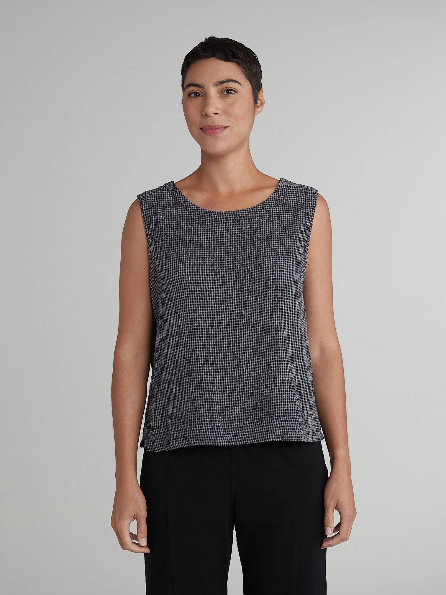 Shell w/Wide Facing in Black