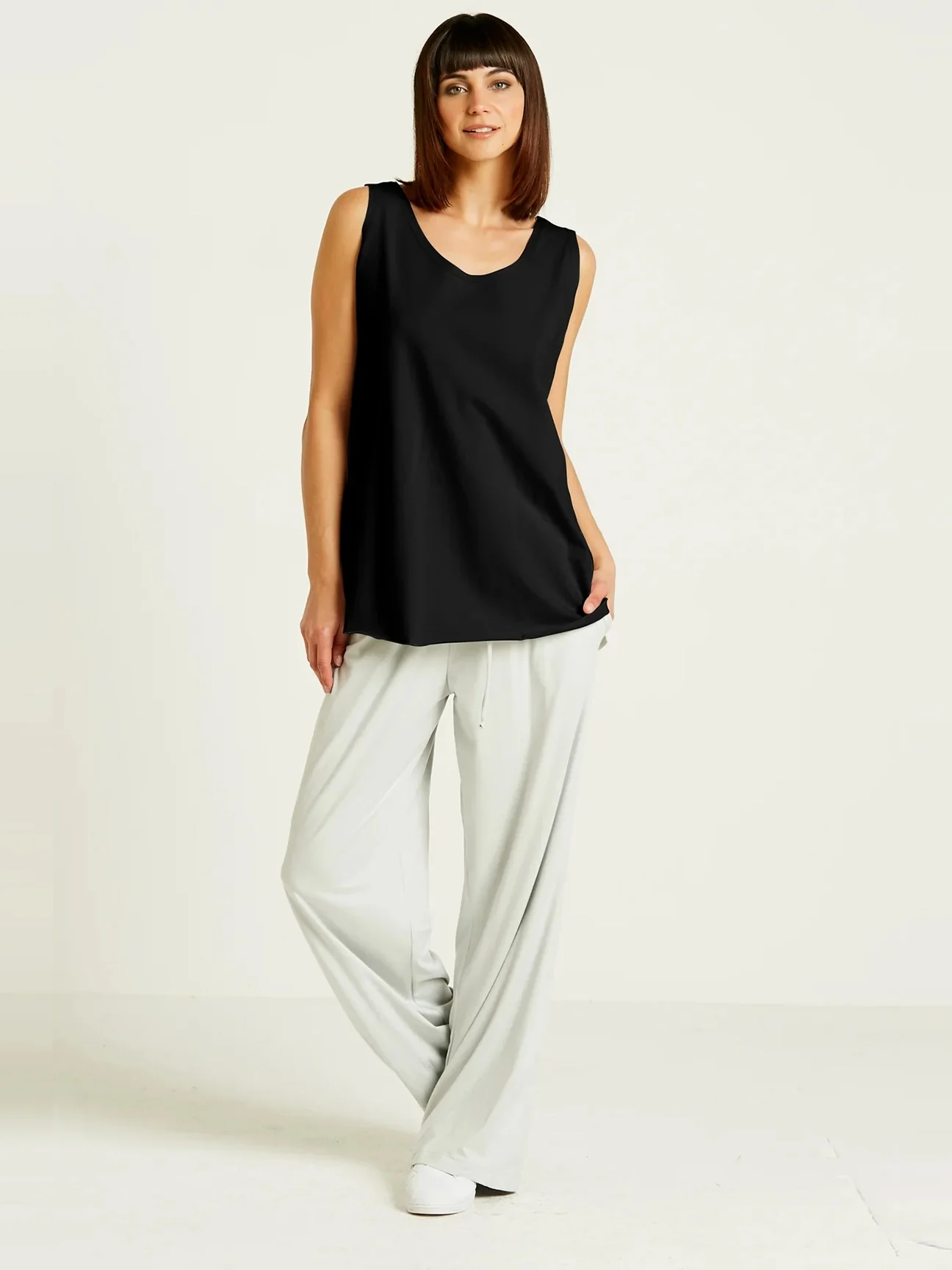 Shirtail Tank in Black