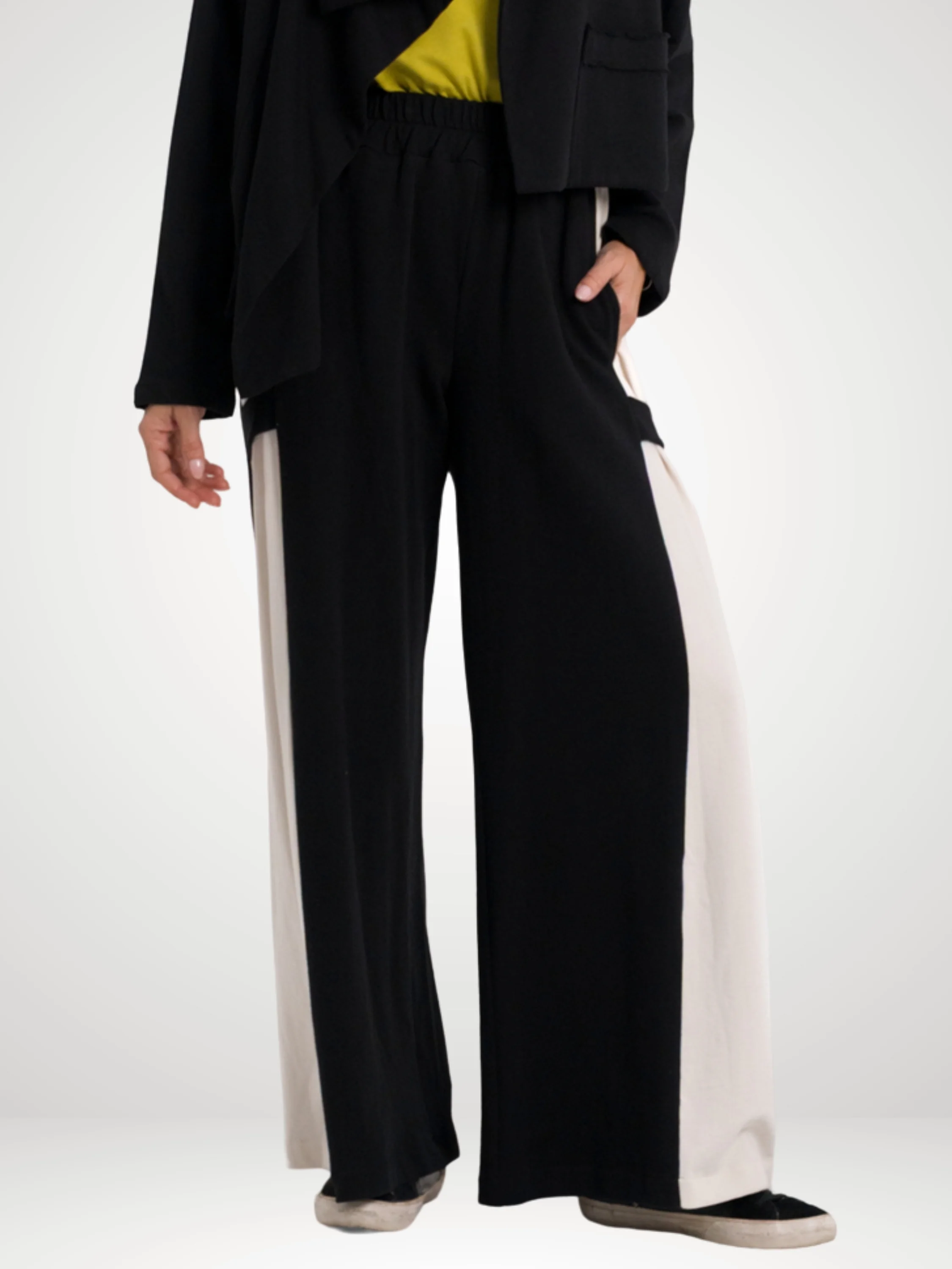 Side Tab Pant in Black/Stone