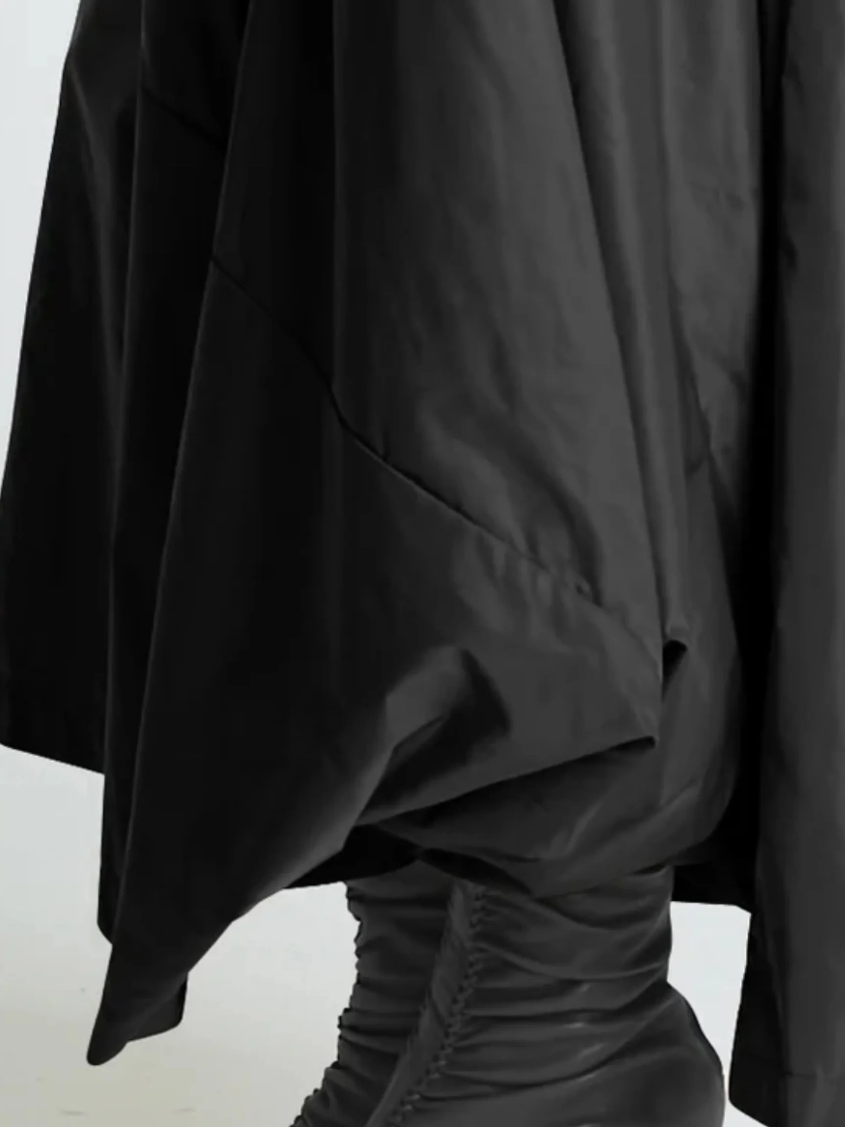 Signature Architectural Skirt in Black