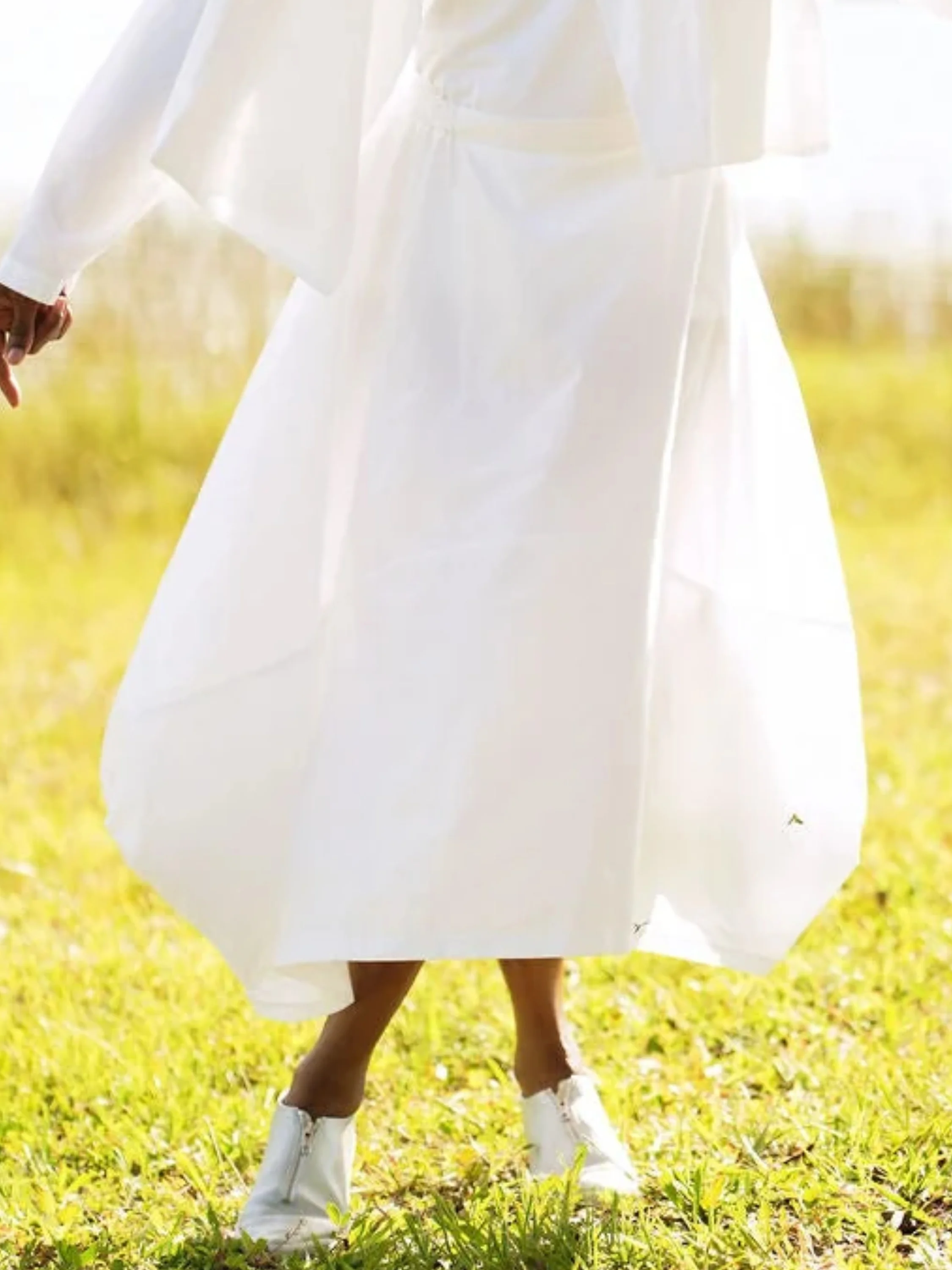 Signature Architectural Skirt in White