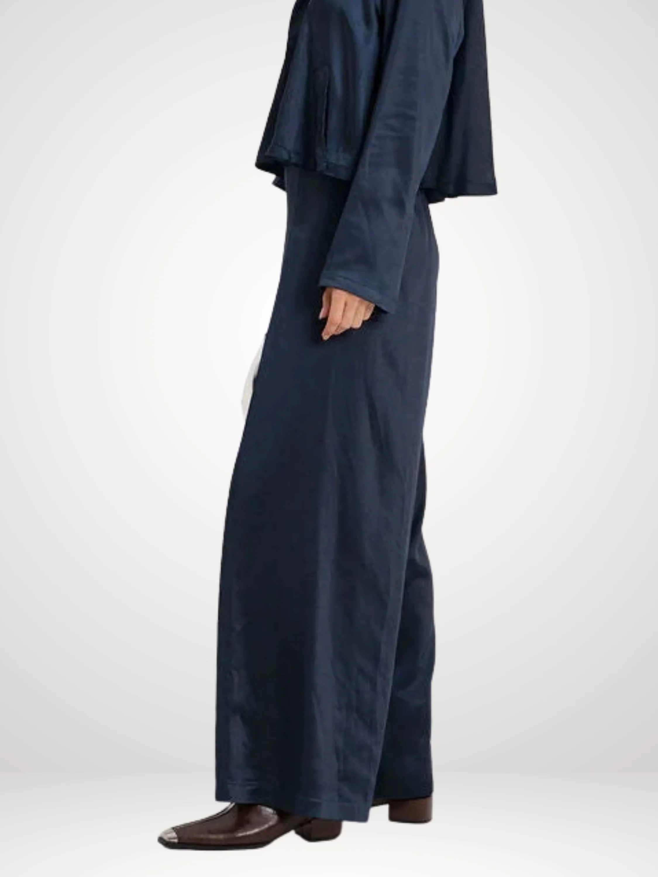 Single Pleat Pant in Midnight