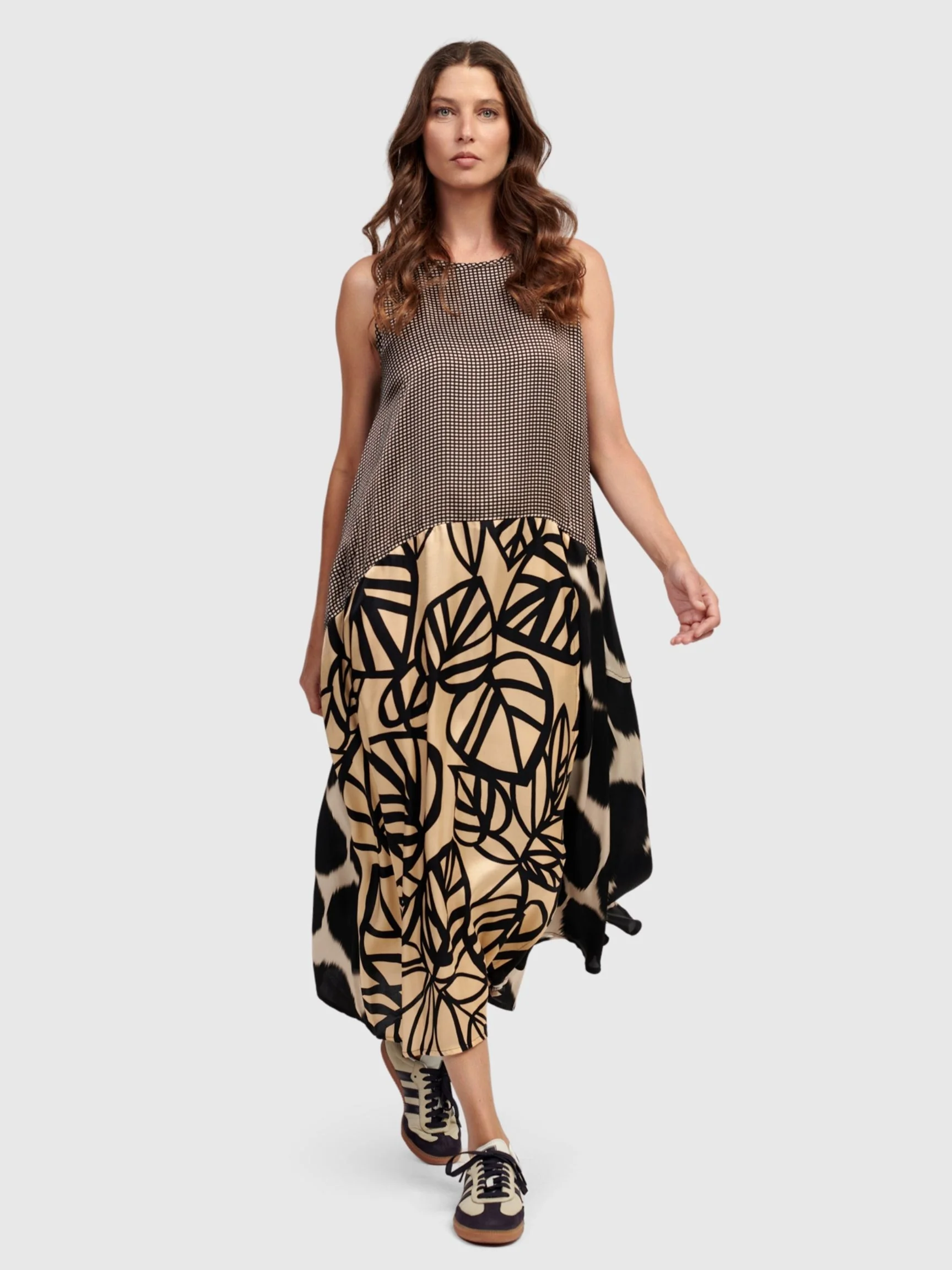 Sleeveless Serene Dress in Serene